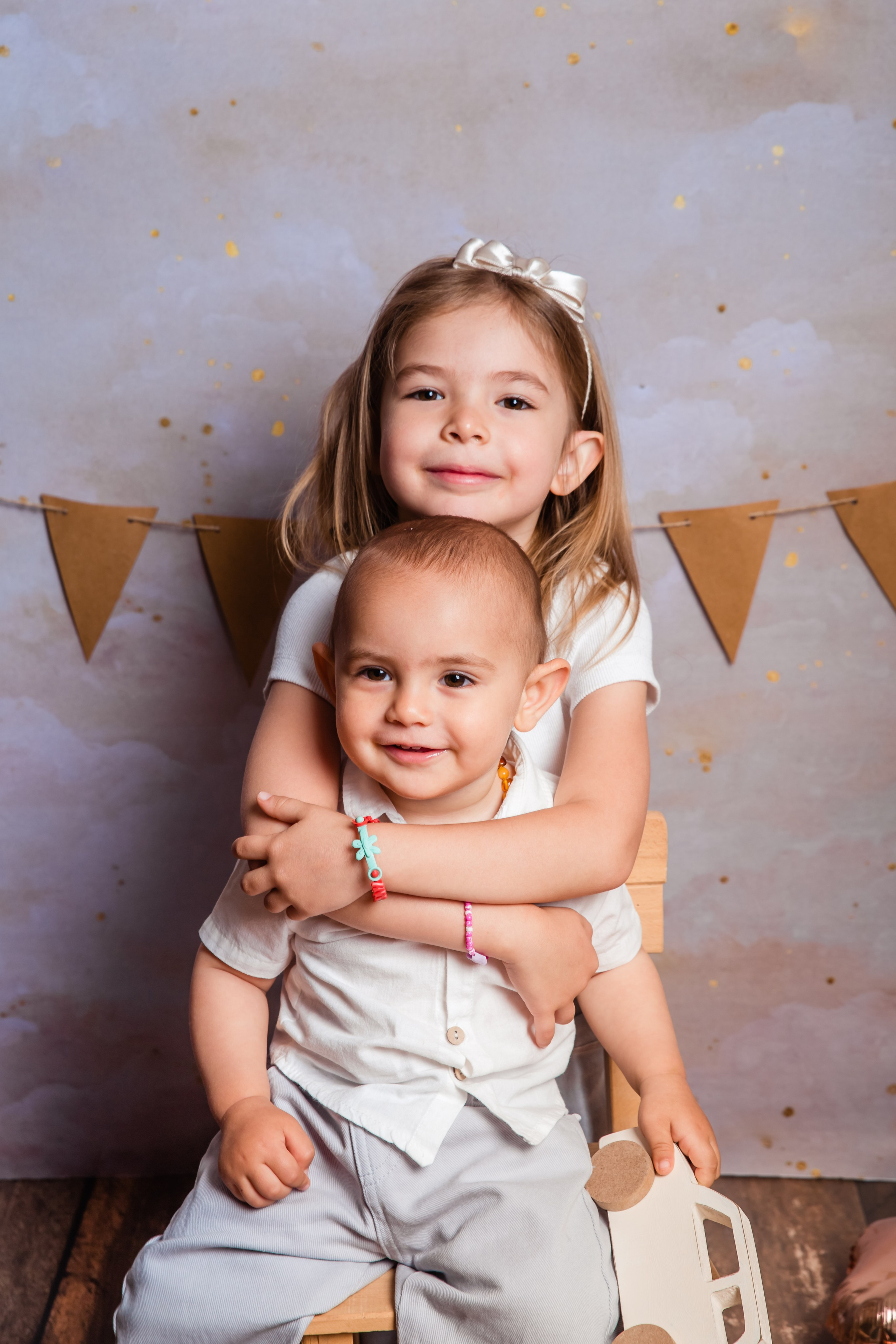 Happy family. Professional family and children’s photographer in Izmir Irina Eron