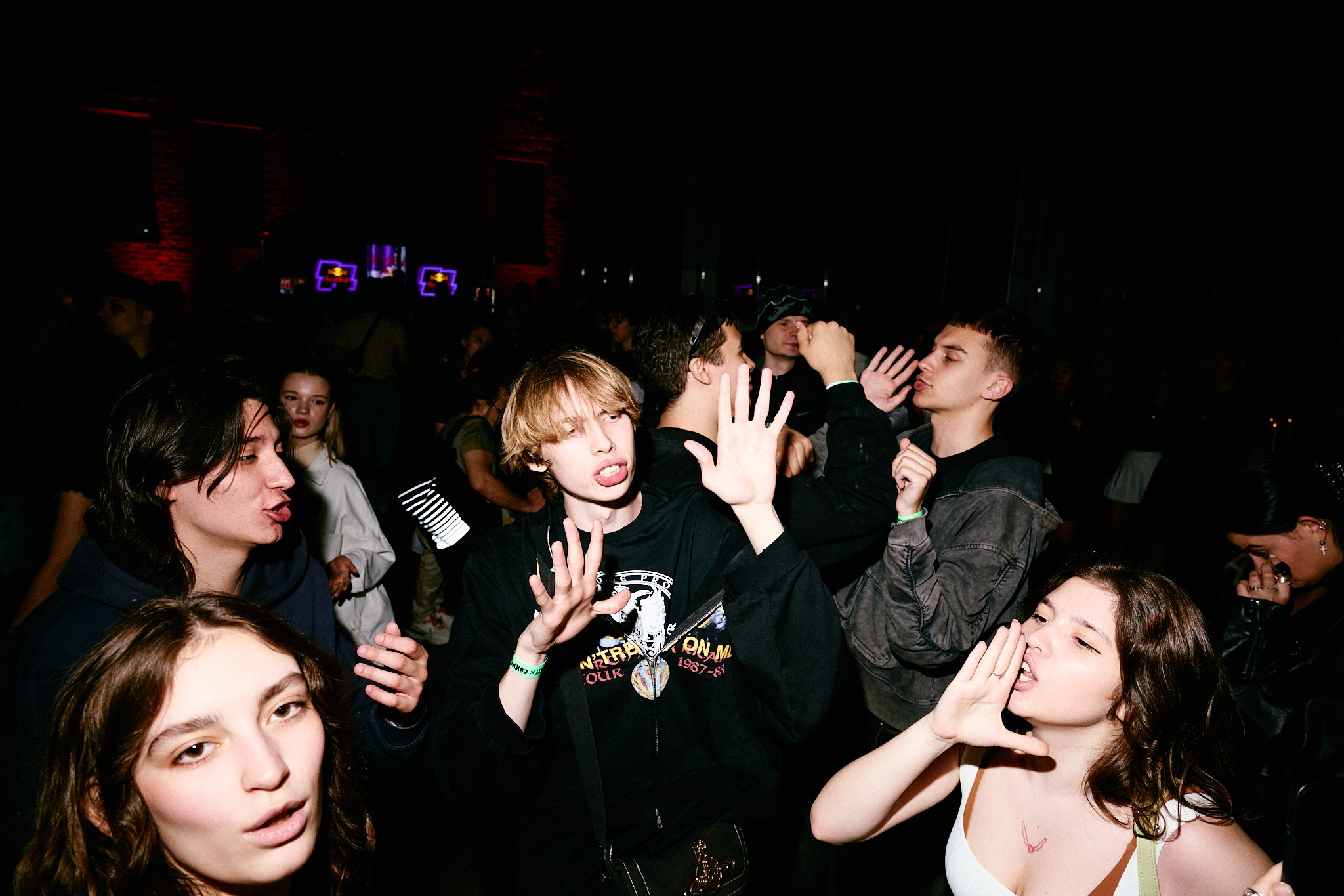 LASKI — CONNECTED x DETI. TENZO | Креативный продюсер / Арт-директор