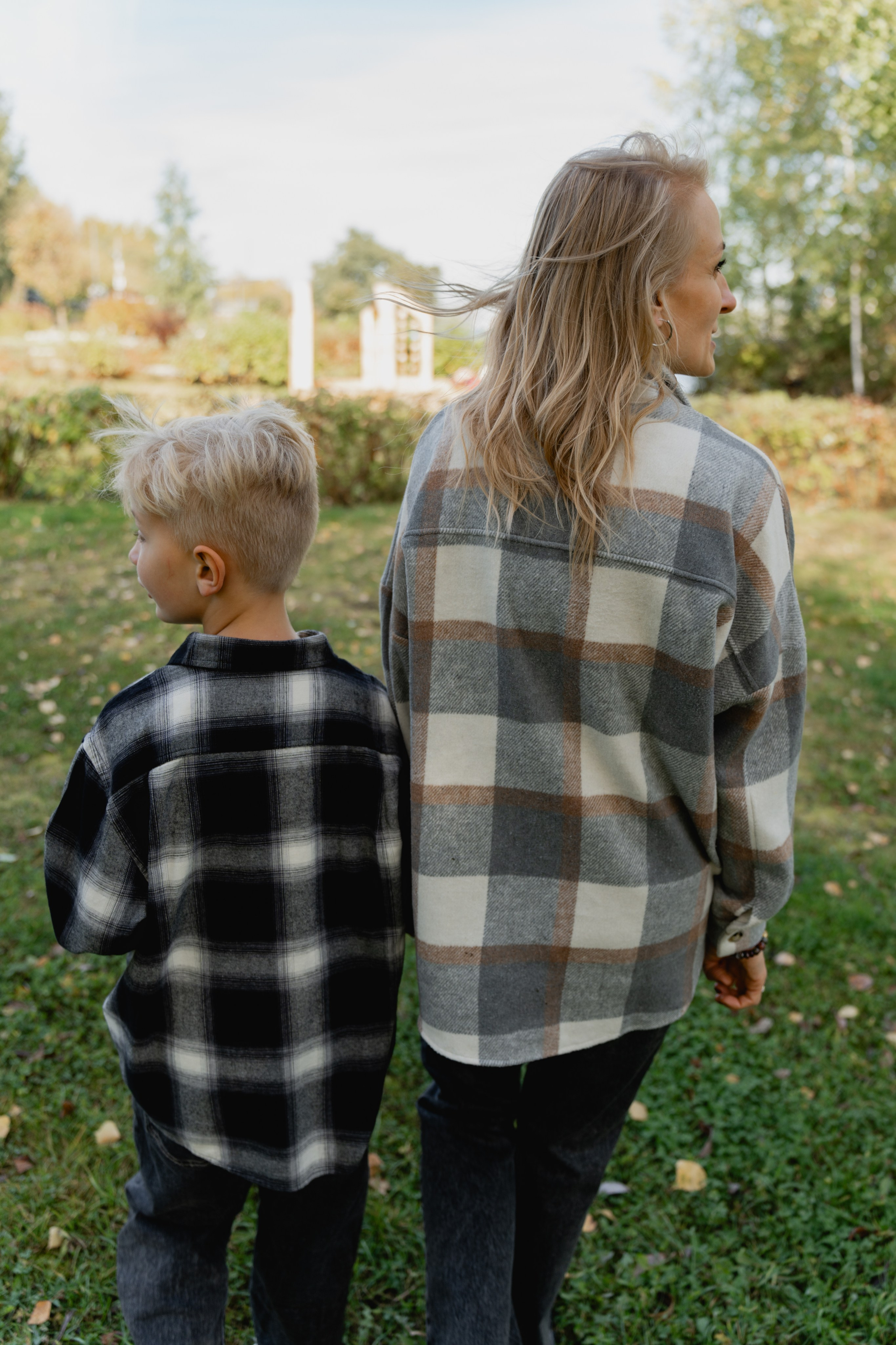 Осенняя прогулка с сыном. Виктория Саханкова — портретный и семейный фотограф в Москве