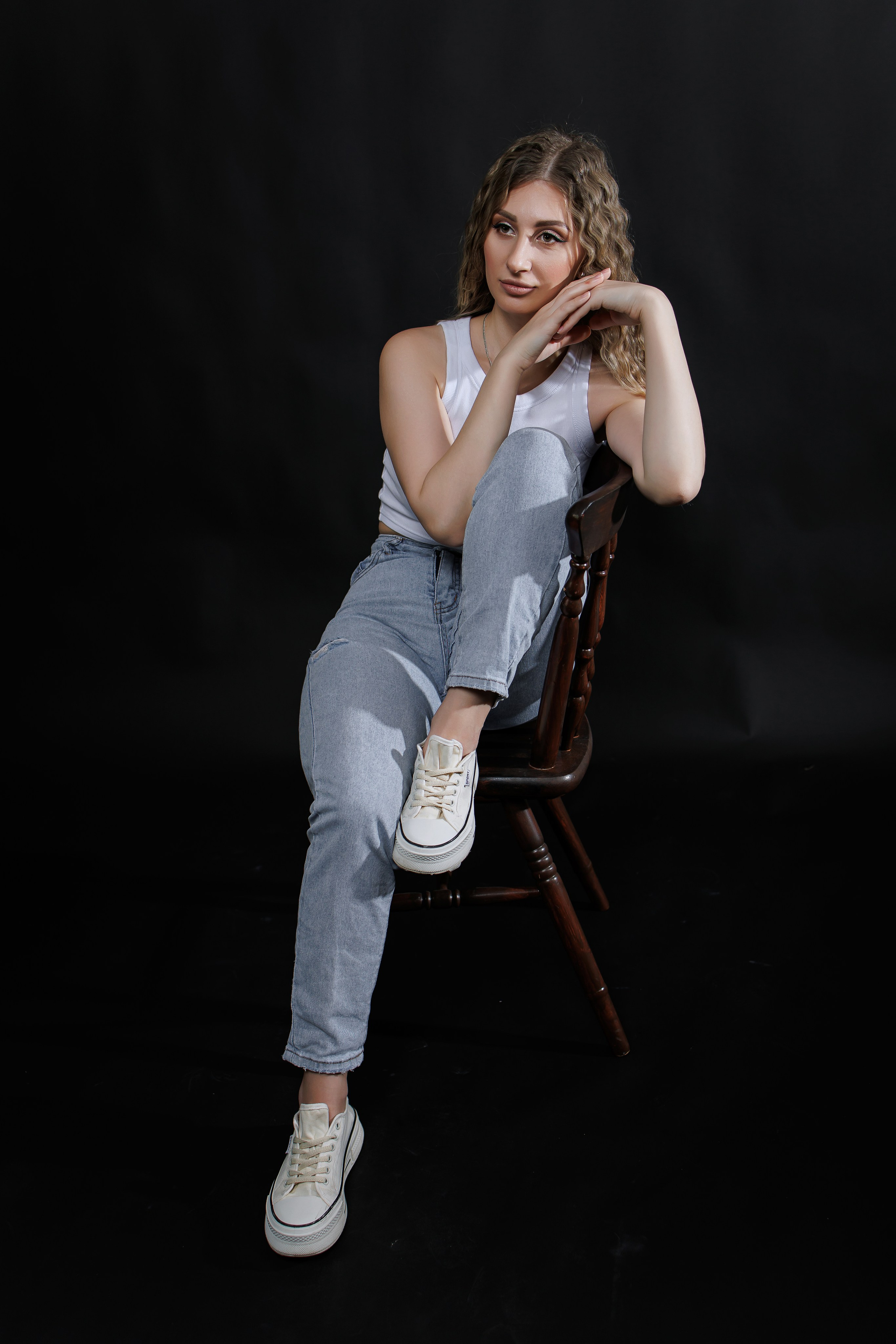 Ваши фотографии. Интерьерная фотостудия Background в Омске