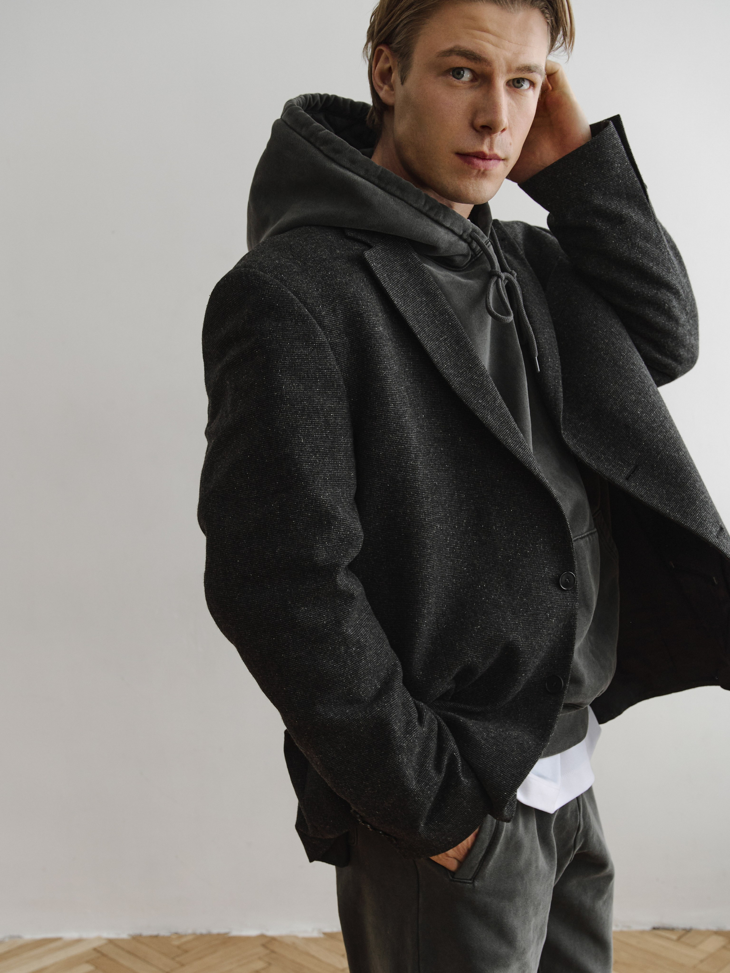 Съёмка для продакшна Buro. Fashion фотограф в Москве Ксения Чупрунова