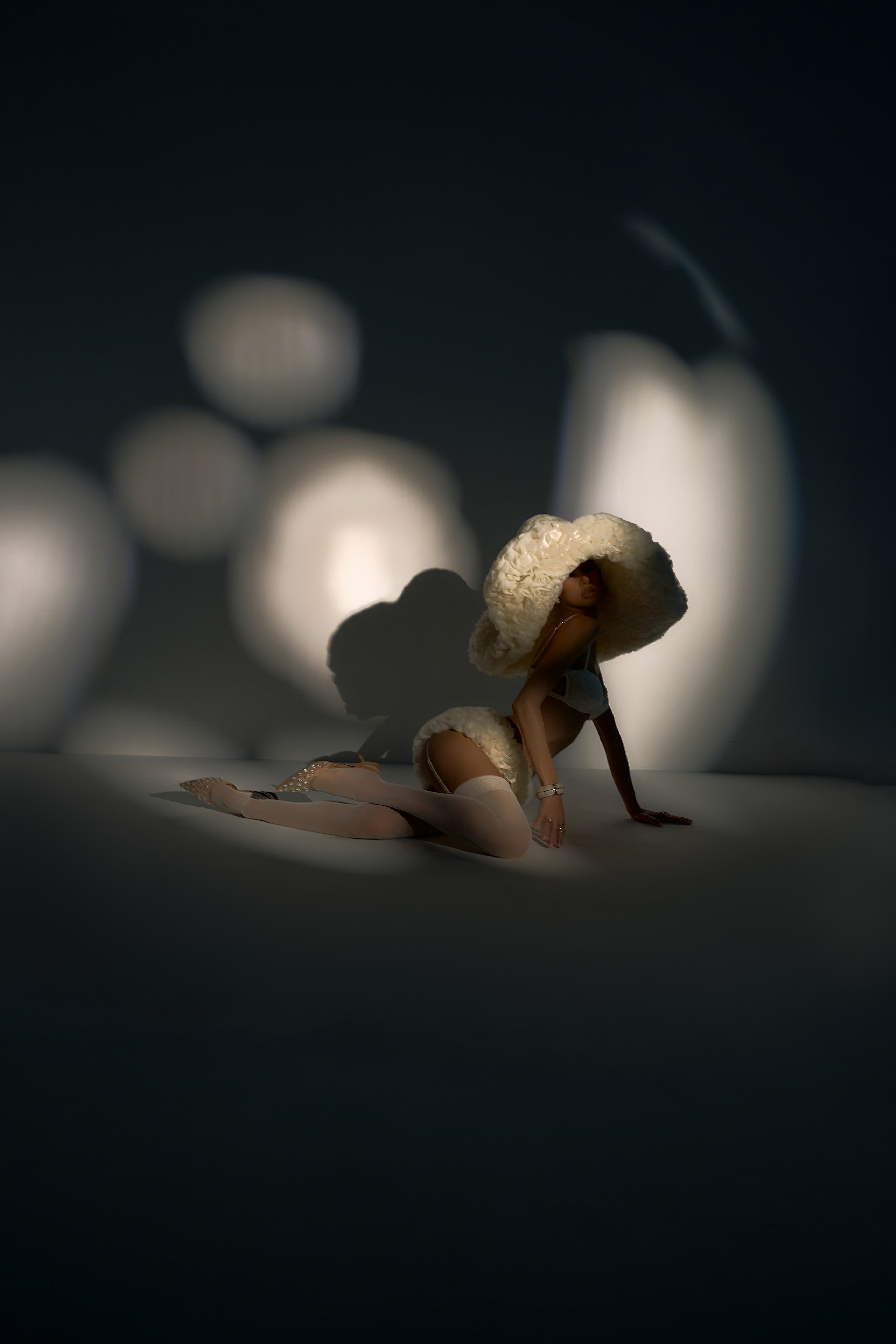 Индивидуальная студийная фотосессия. Фотограф в Москве Цыплухина Полина