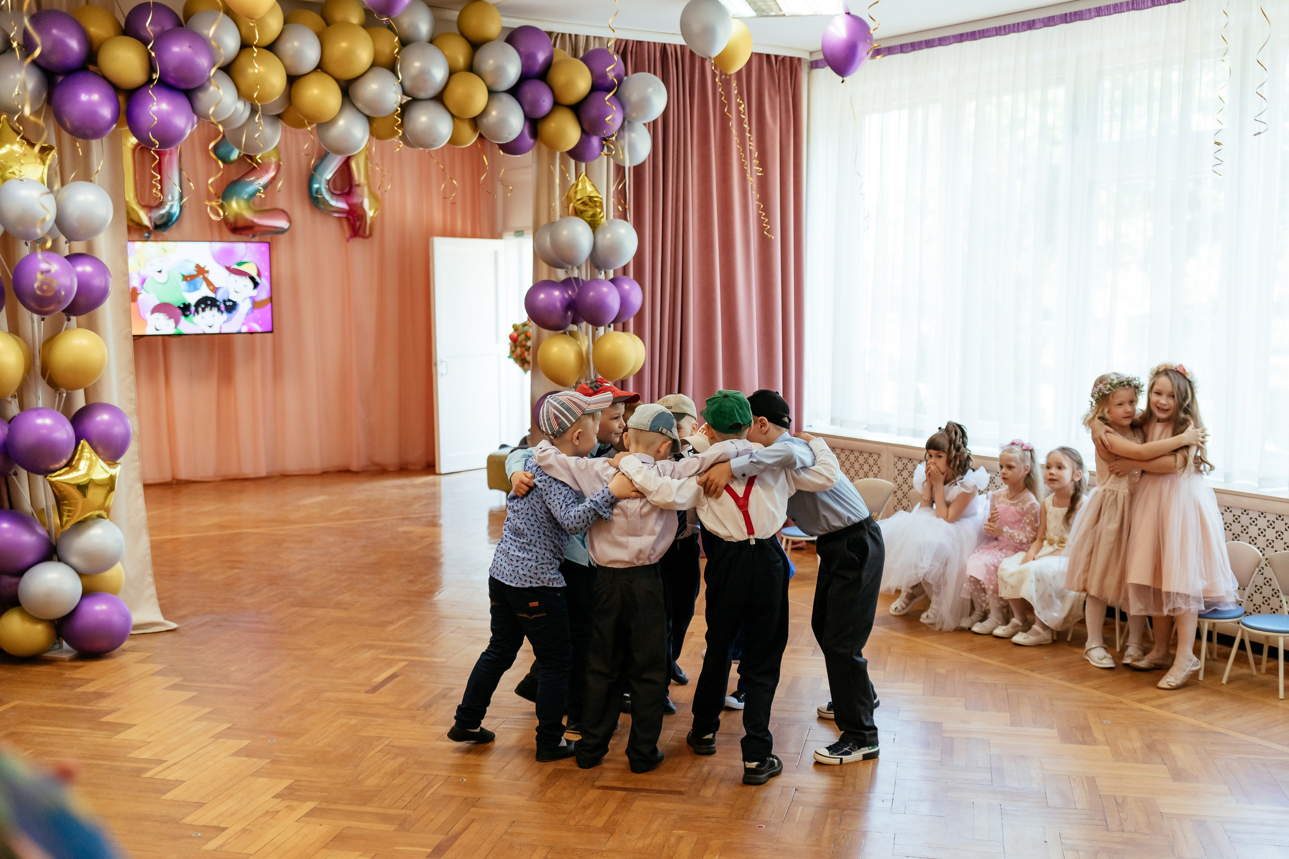 Праздник в детском саду. Семейный фотограф в Минске Приболовец Светлана