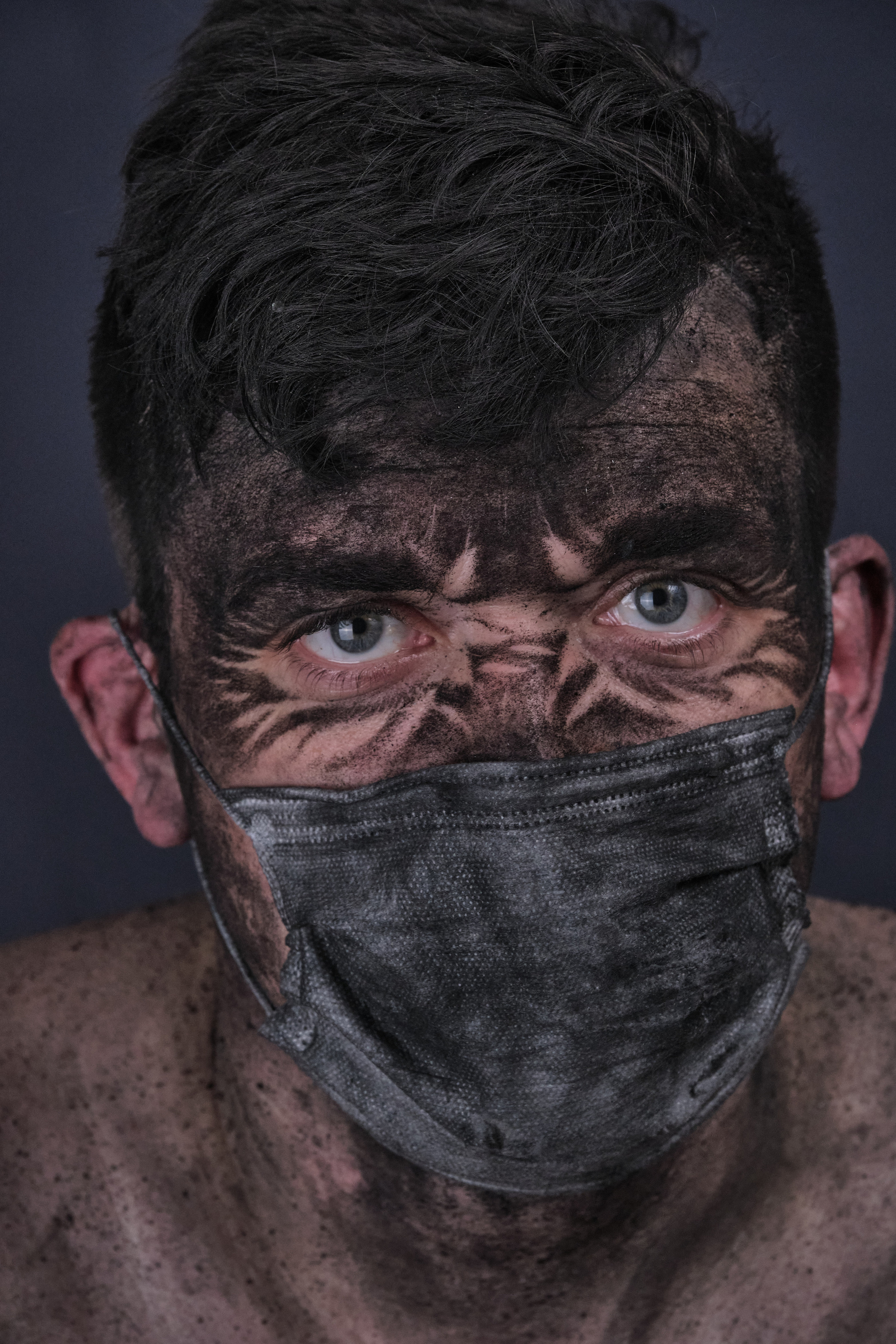 Автопортрет. Юреализм