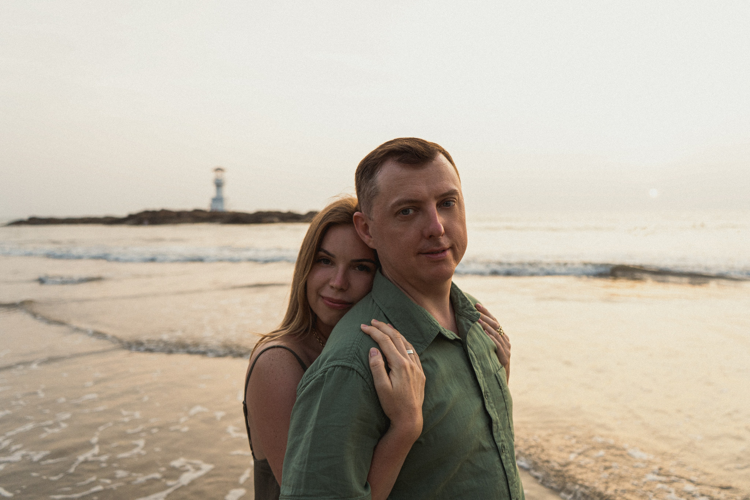 Семейная фотосъёмка на Пхукете – тепло, искренность и любовь вашей семьи на фотографиях. Ян Долматов — фотограф, видеограф и продюсер на Пхукете, Таиланд