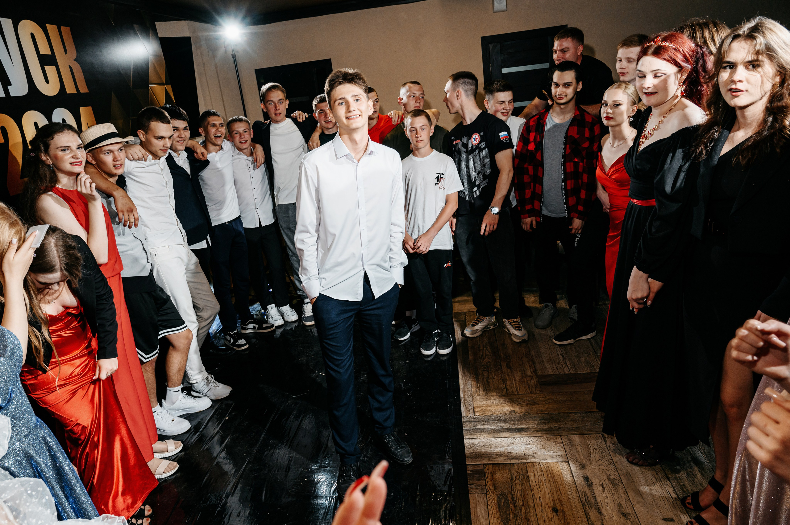 Выпускной Школа 54. Фотограф Владивосток. Игорь Кирсанов