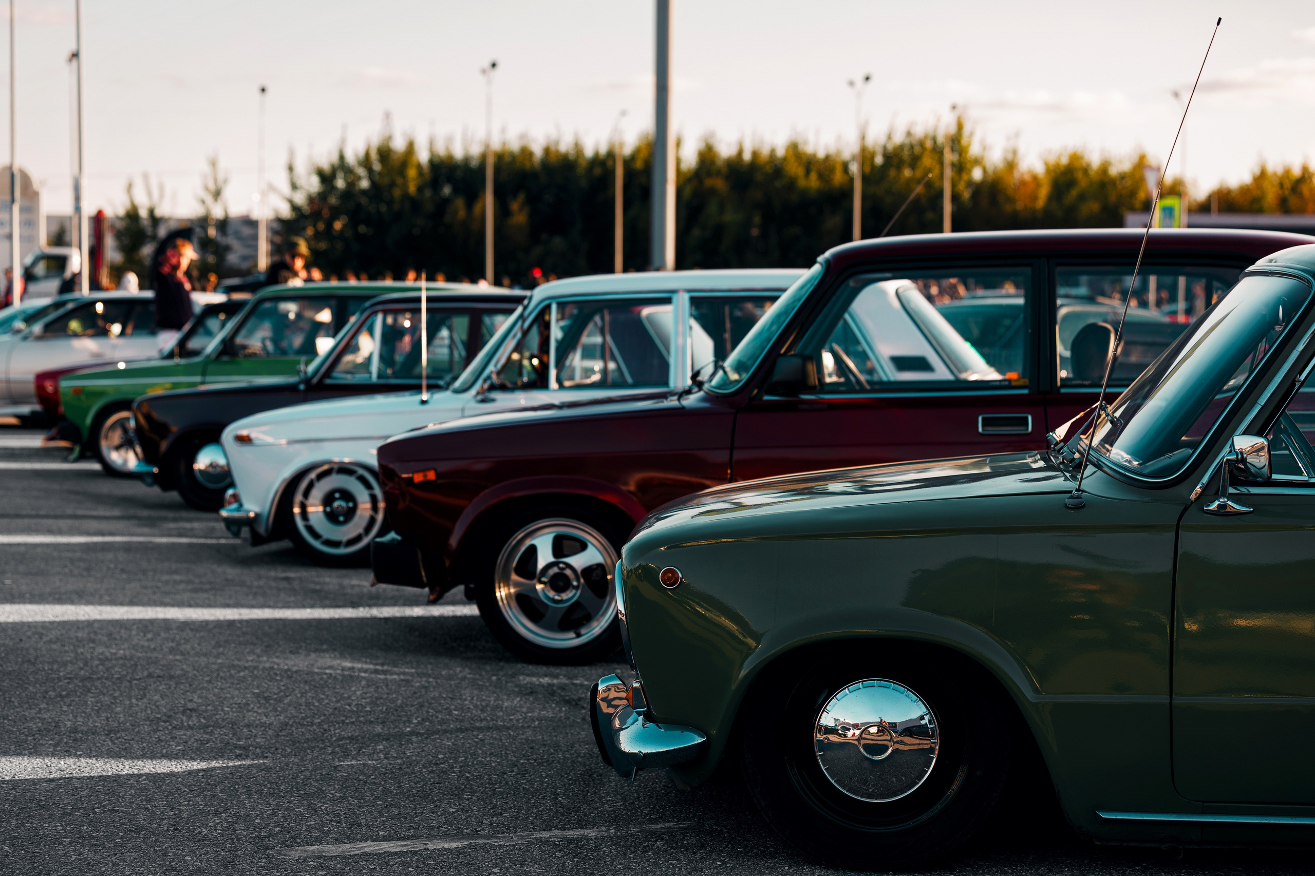 Фотографии закрытия сезона 2025 VibeSide — дрифт и автошоу у МЕГА Дыбенко, Санкт-Петербург