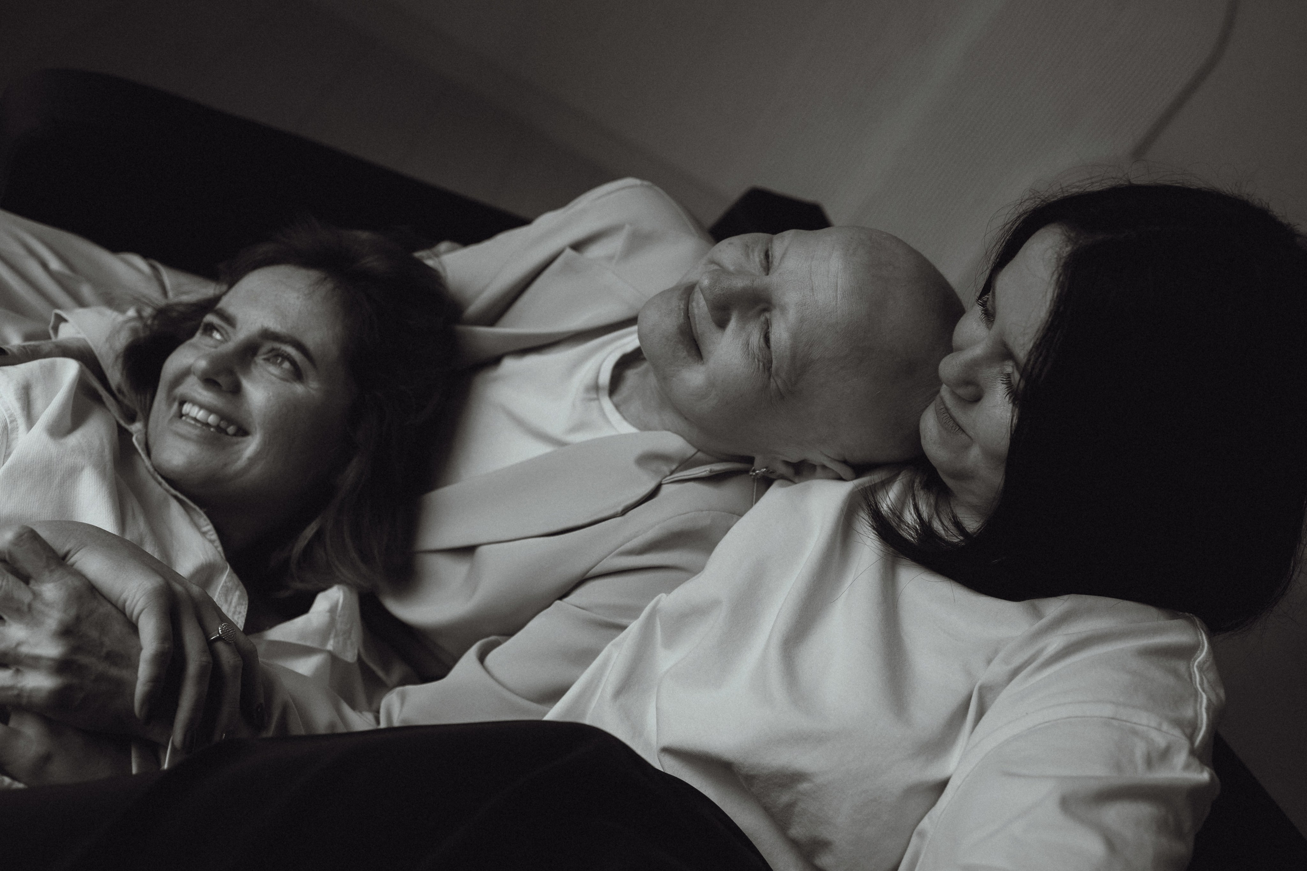 Пока мы ещё дети, мир кажется бесконечным, а мечты — возможны. Семейный фотограф Донецк