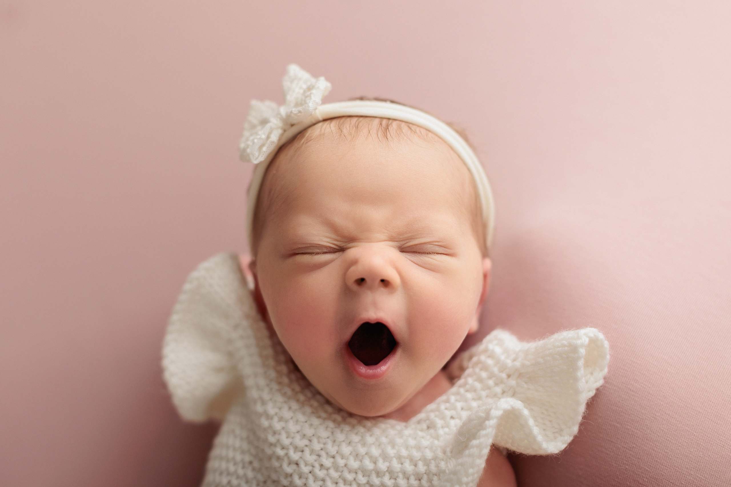 Фотосессия новорожденного серпухов. Семейный фотограф новорождённых в Серпухове Юлия Новикова +79637785957