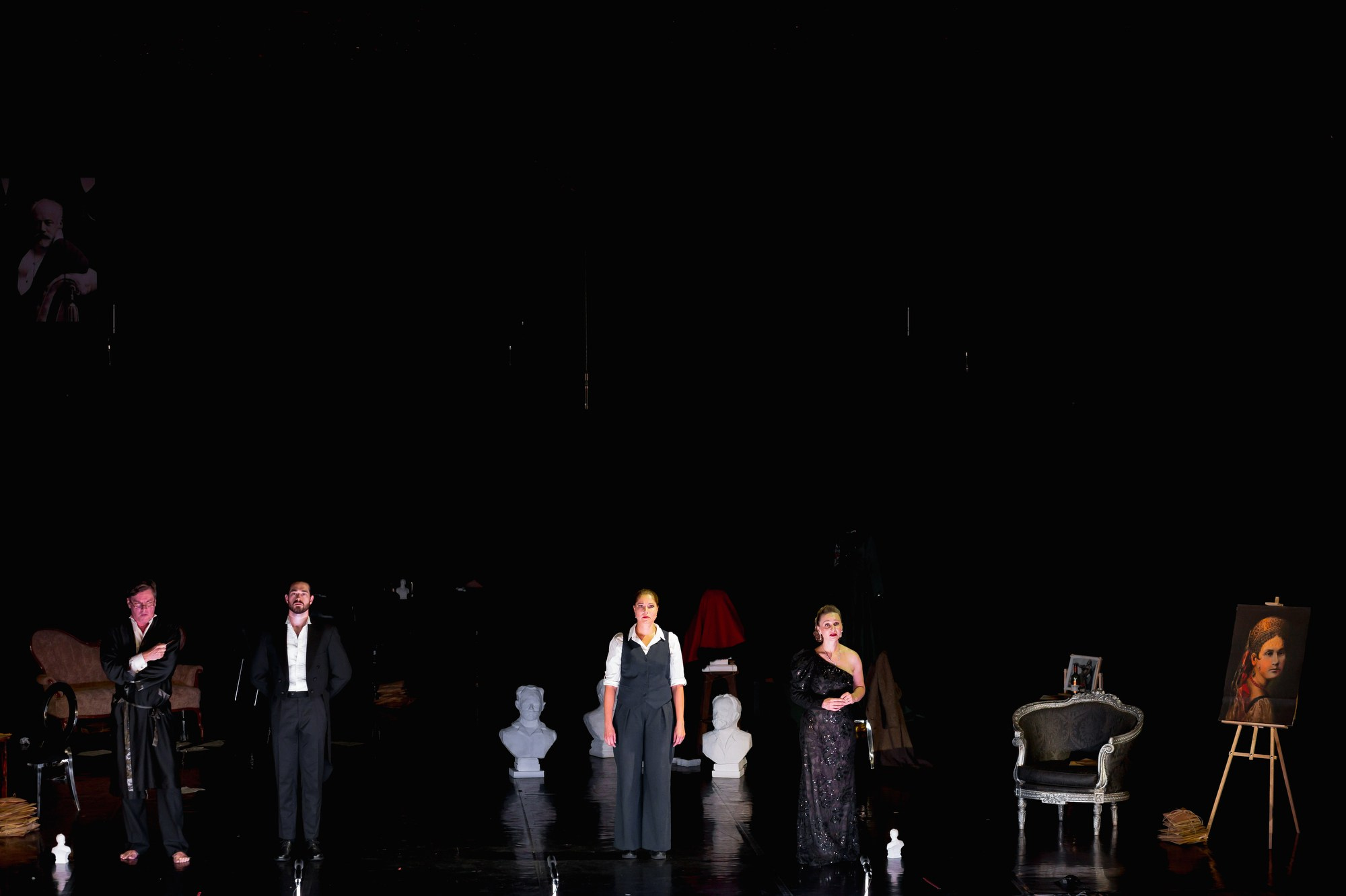 Спектакль Приглушенные голоса в Театре Эрмитажа (+репетиция). Семейный и портретный фотограф в Санкт-Петербурге Андрей Воробьев