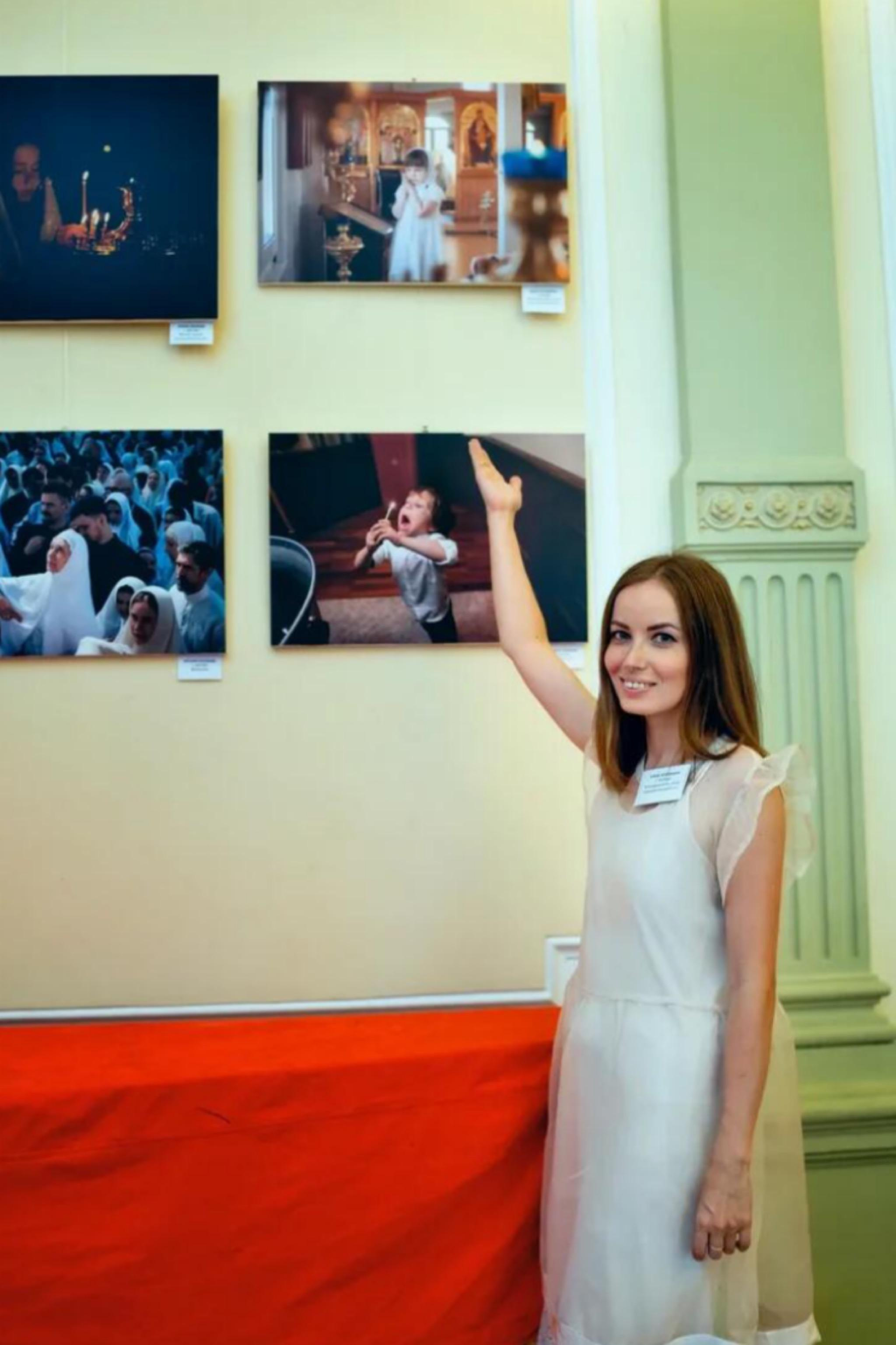 Видео с фотовыставок, где участвовали мои работы. Фотограф Алёна Потёмкина