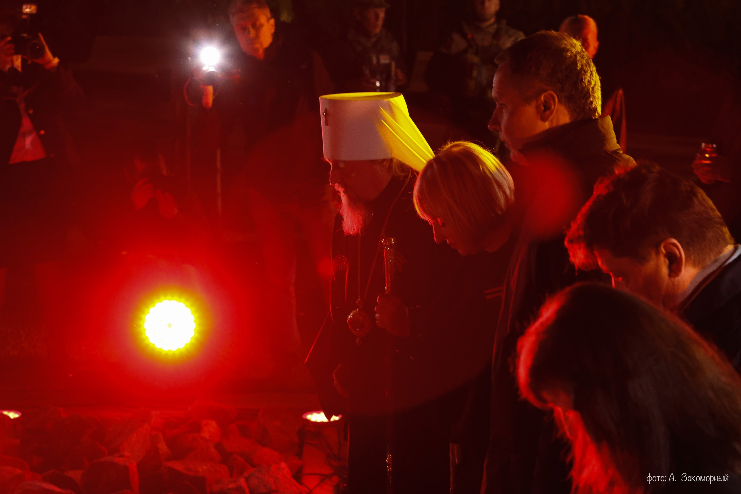 Открытие мемориала. Фотомастерская Андрея Закоморного