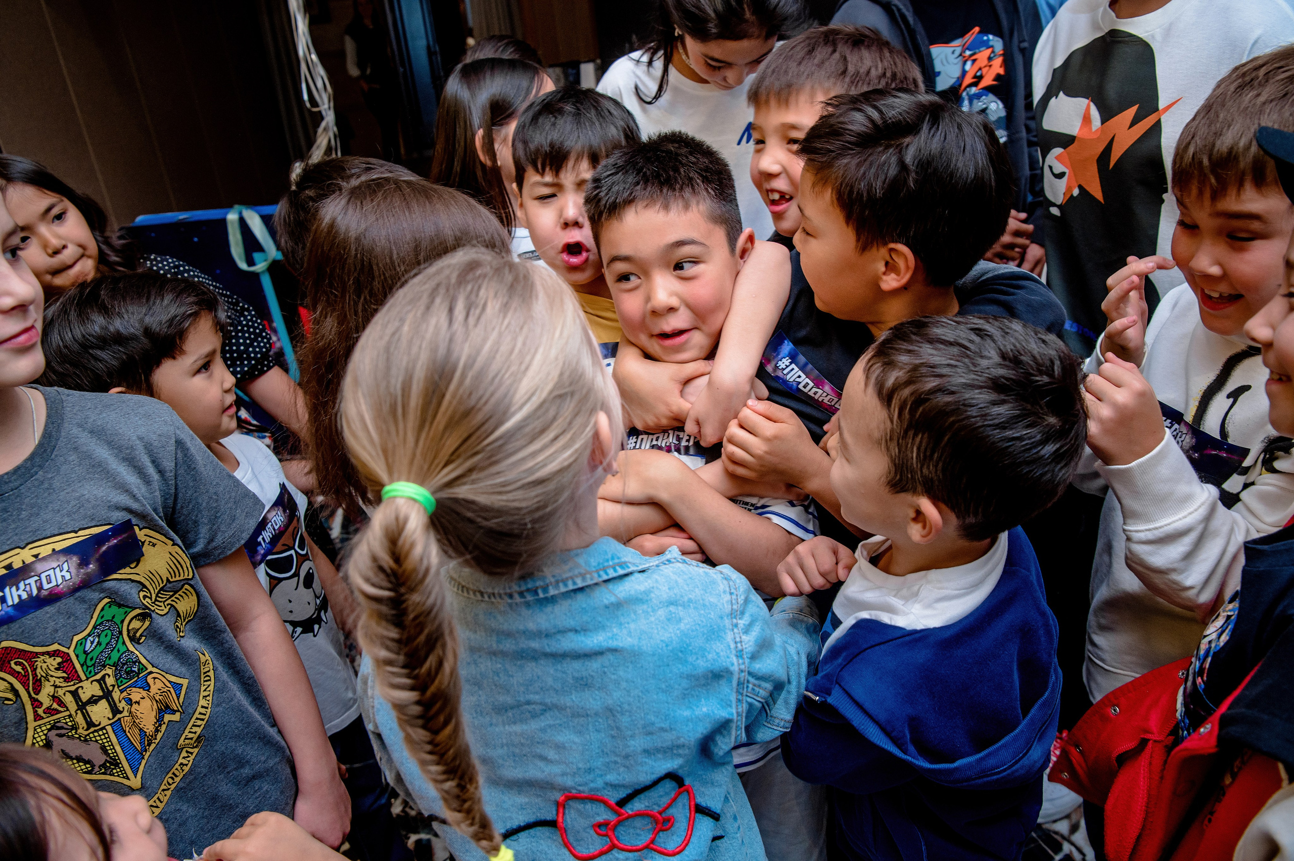 Вечеринки. Праздники. Елена Северина фотограф, Алматы: репортаж (спорт, концерты, конференции), предметная и фуд-съёмка, портреты, каталоги, фэшн, ретушь