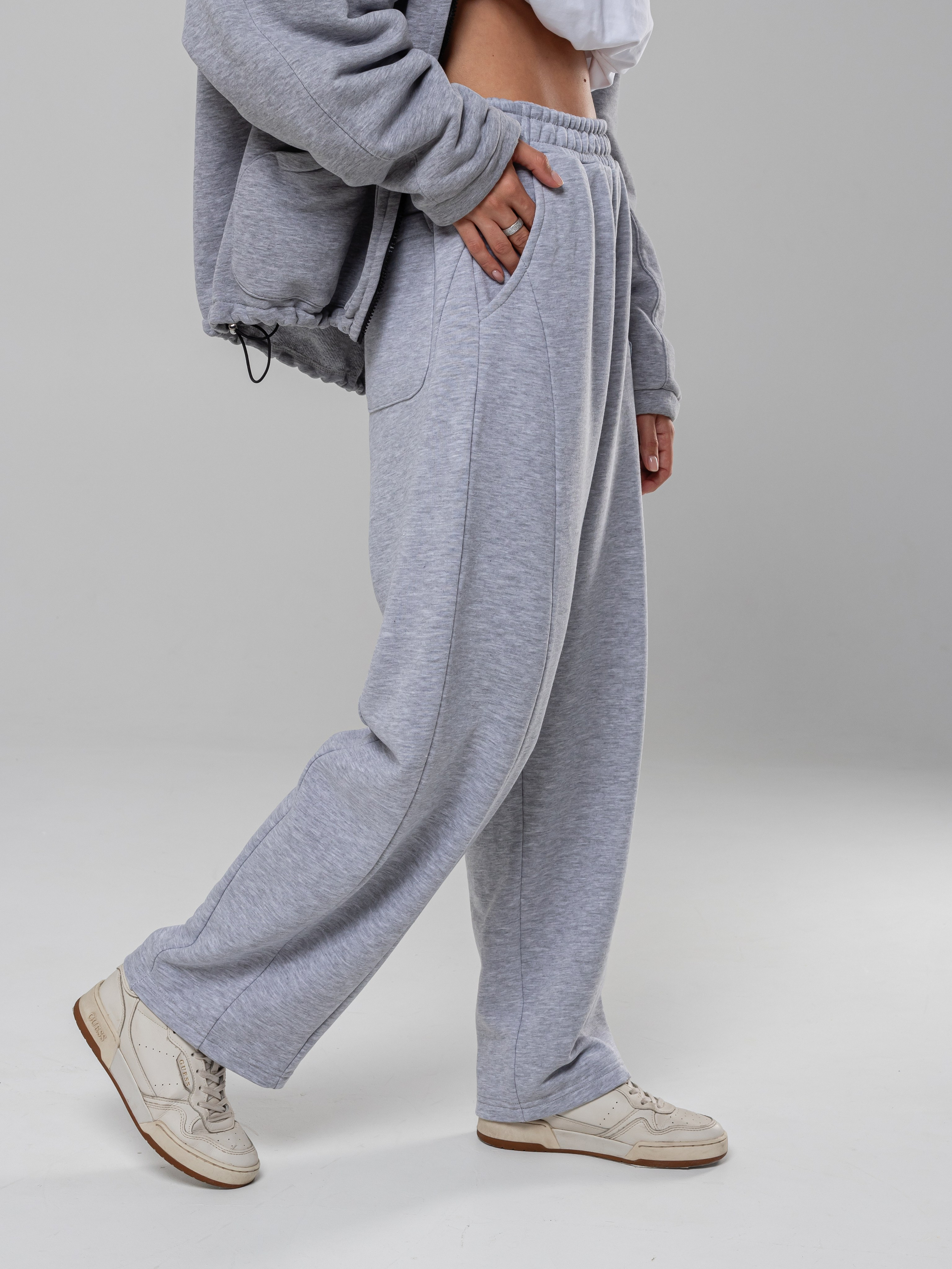 Худи и штаны. Фотограф в Краснодаре Арина Кудряшова