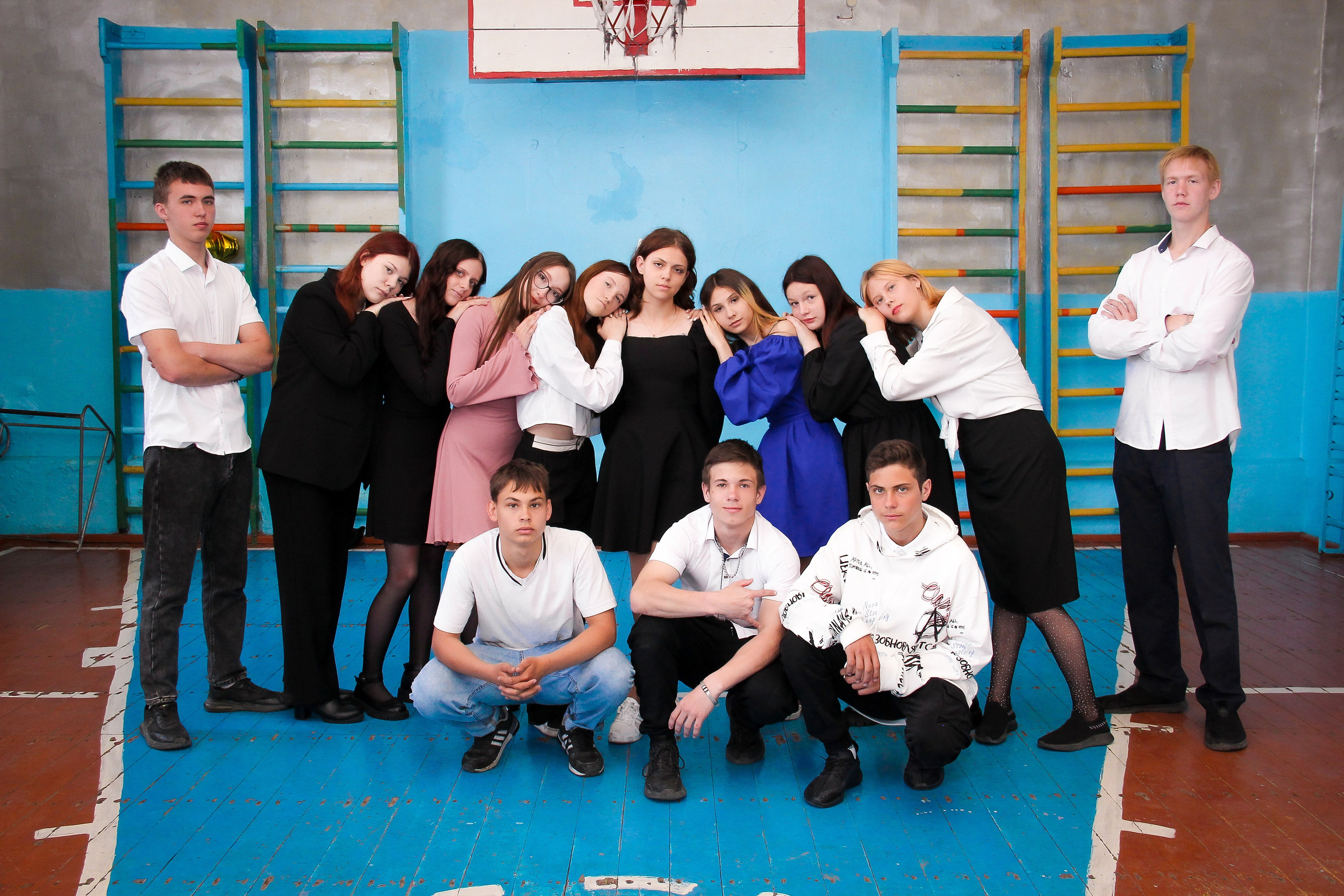 9-11 классы СЪЁМКИ ВЫПУСКНЫХ И ПОСЛЕДНИХ ЗВОНКОВ. Выпускные альбомы для школ и Детских садов в Барнауле /Выпускные/Свадебные/Детские/Семейные и др. виды съёмок /Фотограф Вера Валейко