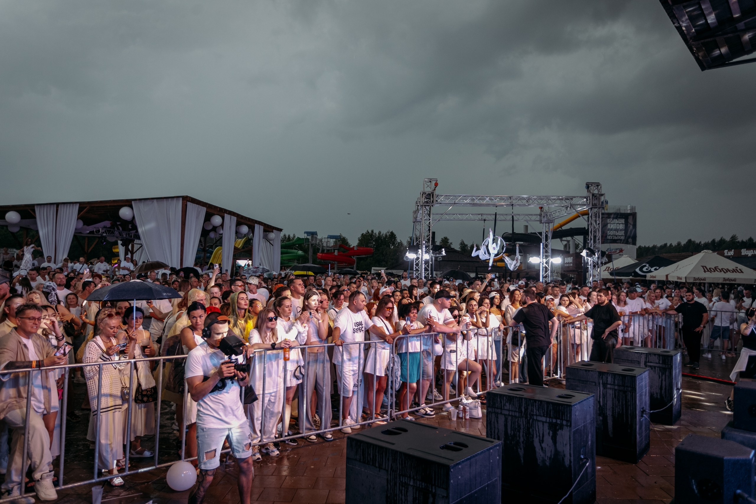 White Party @ Бархат парк. Репортажный фотограф Максим Полянский. Москва, Санкт-Петербург, Красноярск