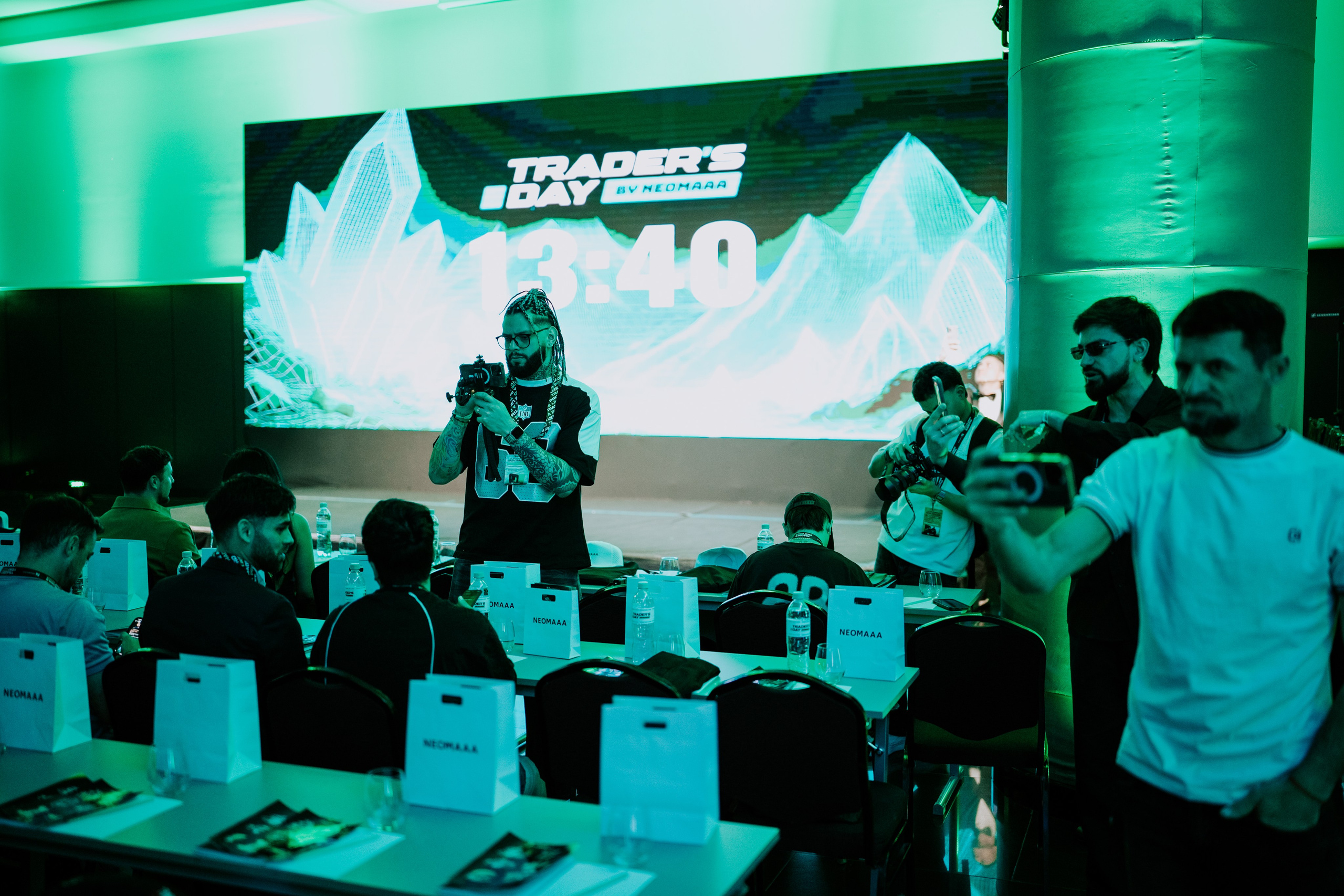 TRADERS DAY By NeomAAA Argentina. NeomAAA Funds Gallery