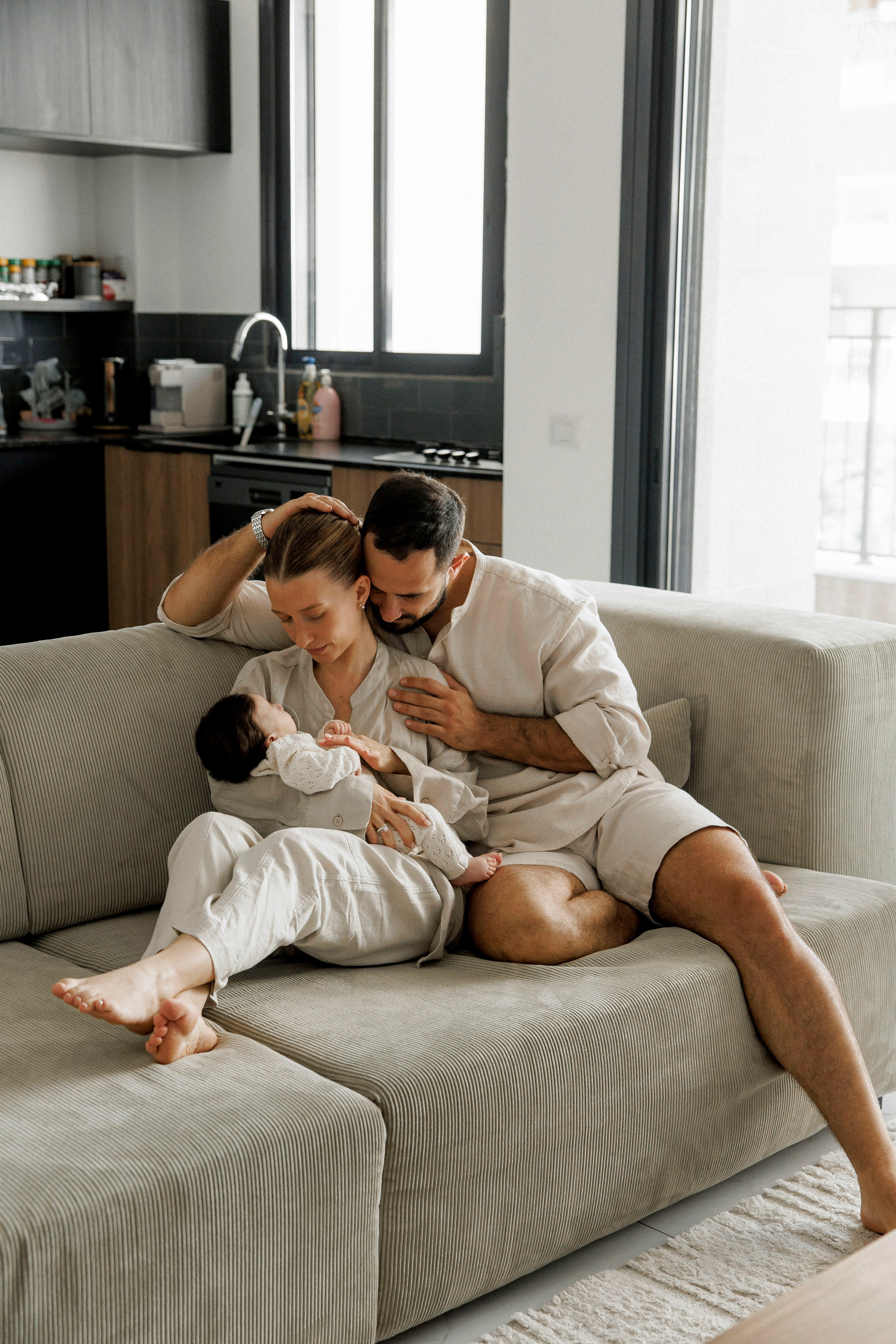 New born family photoshoot at home. Wedding and family photographer