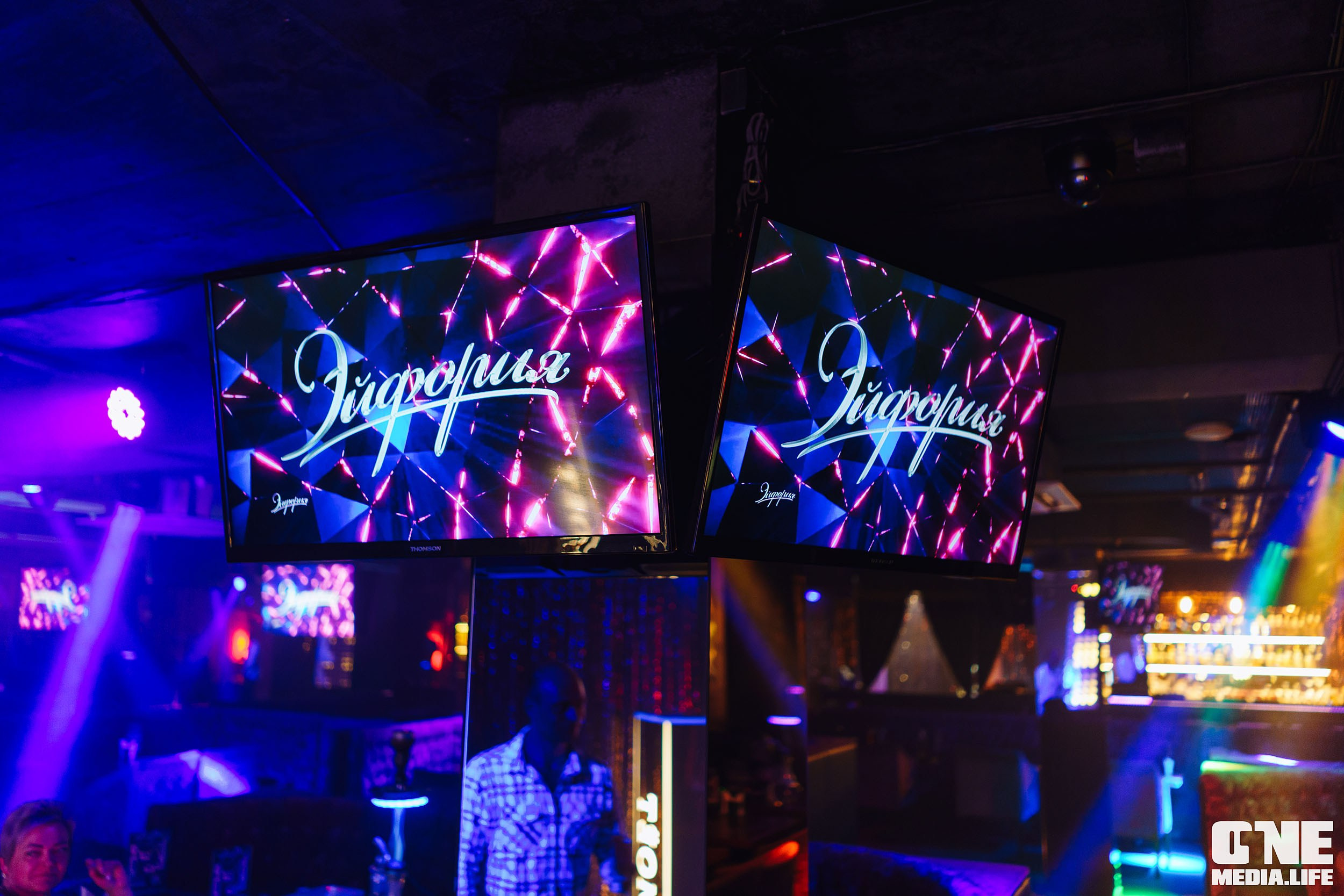 Фоторепортаж из караоке-клуба Эйфория. One Media Life: фоторепортажи, фотоотчеты с мероприятий и заведений