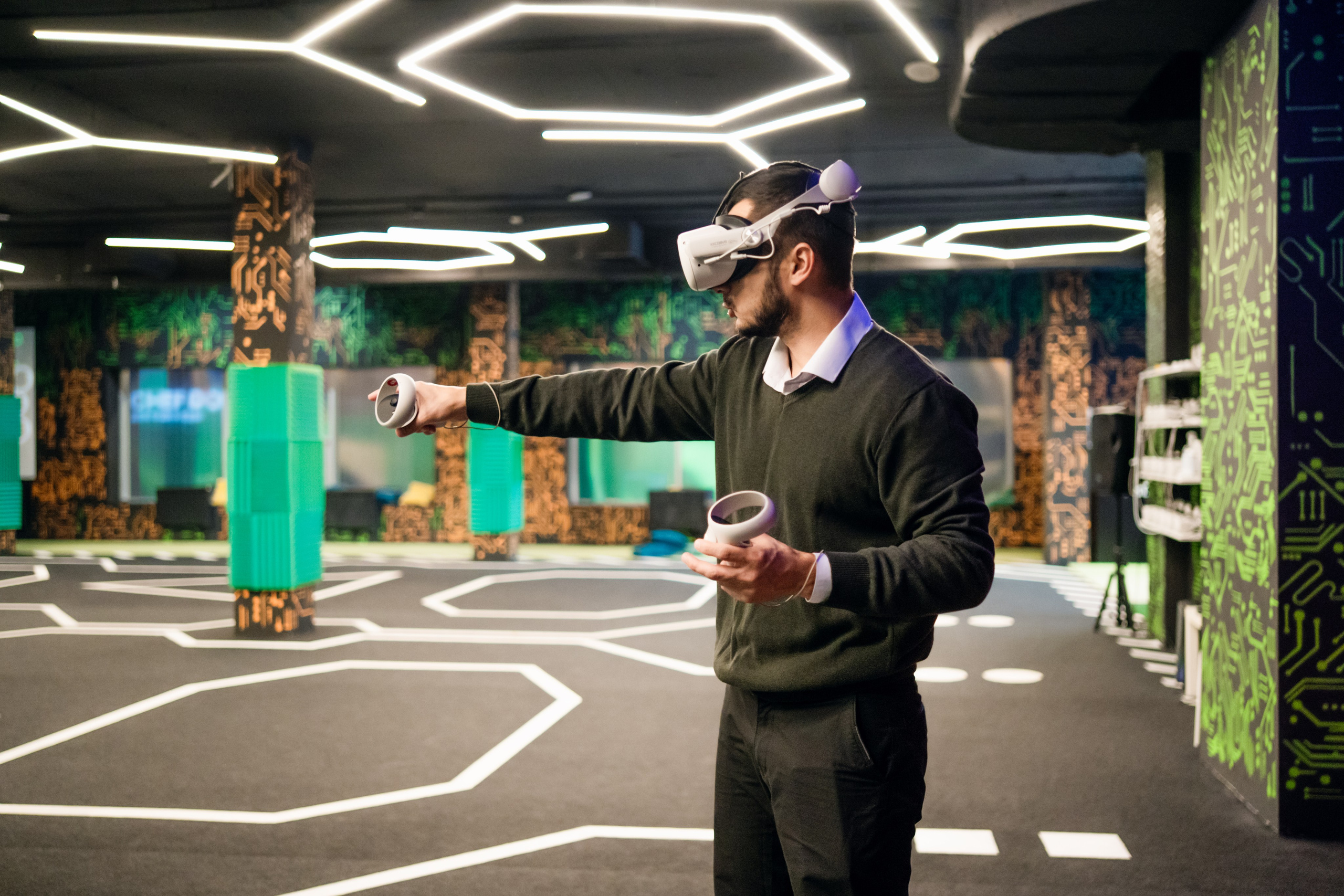 VR (November-December 2024). Felixtones