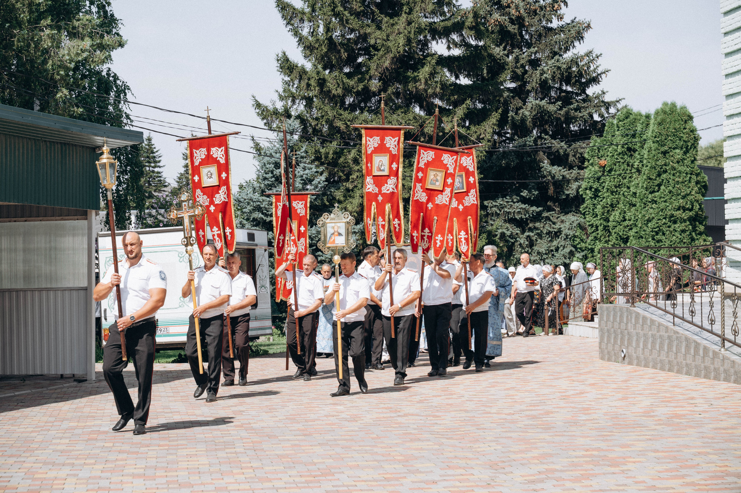 День празднования иконы Божией Матери, именуемой «Троеручица». ФОТОГРАФ НА ТАИНСТВА ВИКТОРИЯ БЕРЕЖНАЯ