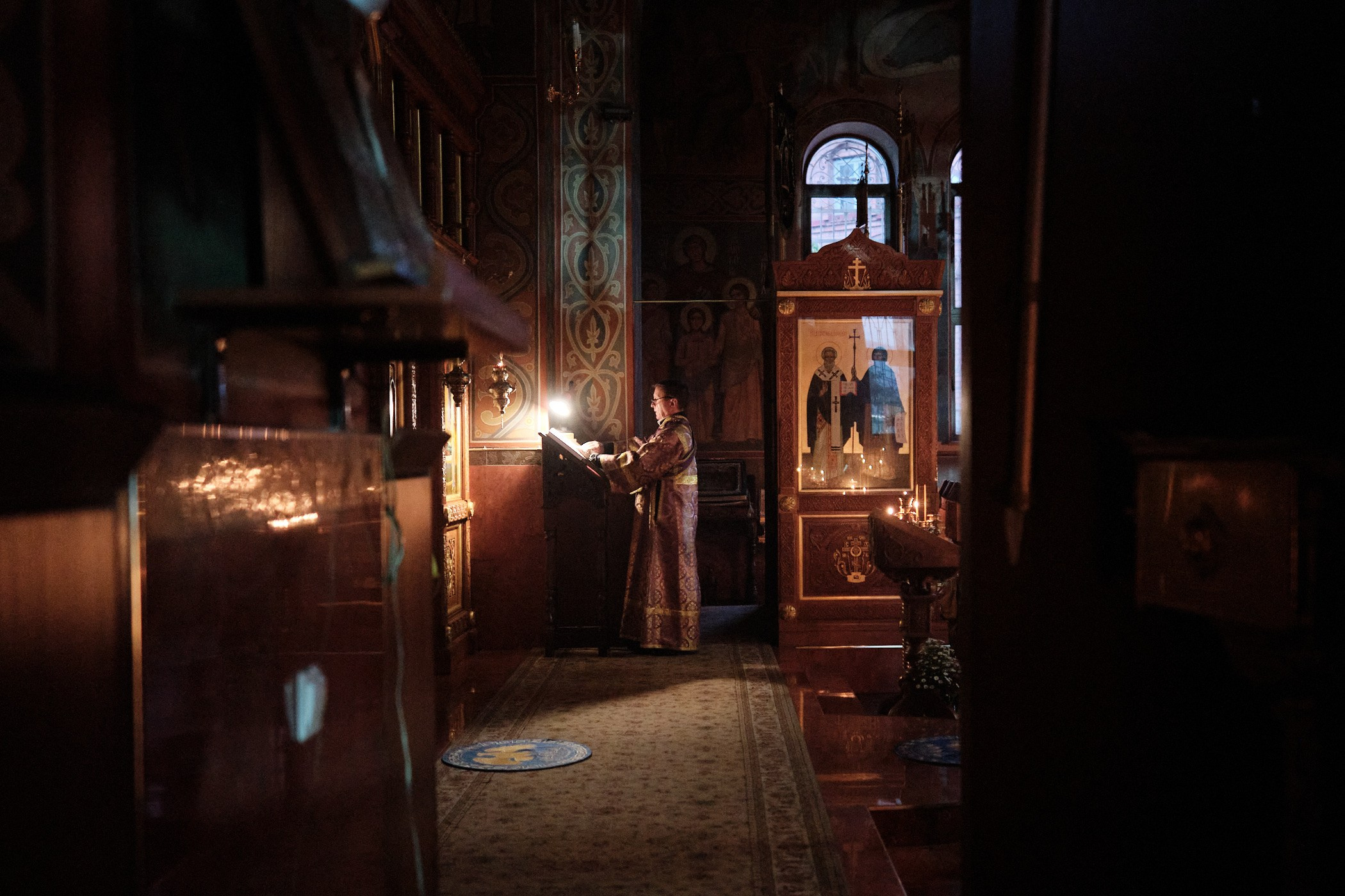 Фотосъёмки в храме. Юрий Березнюк. Фотограф в Новороссийске. Фотожурналистика