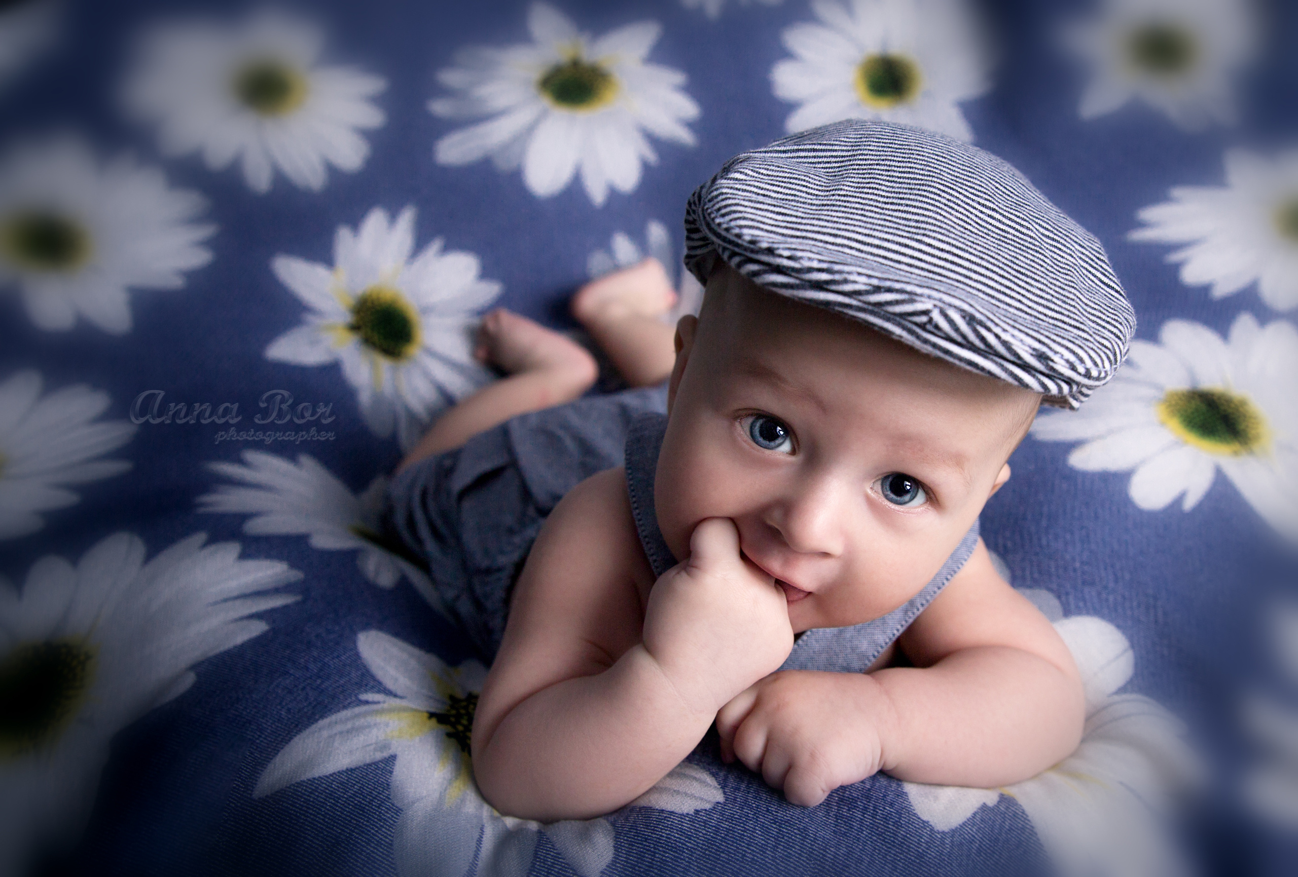 Дети до года. Фотограф новорожденных, детей до года и беременных в Симферополе