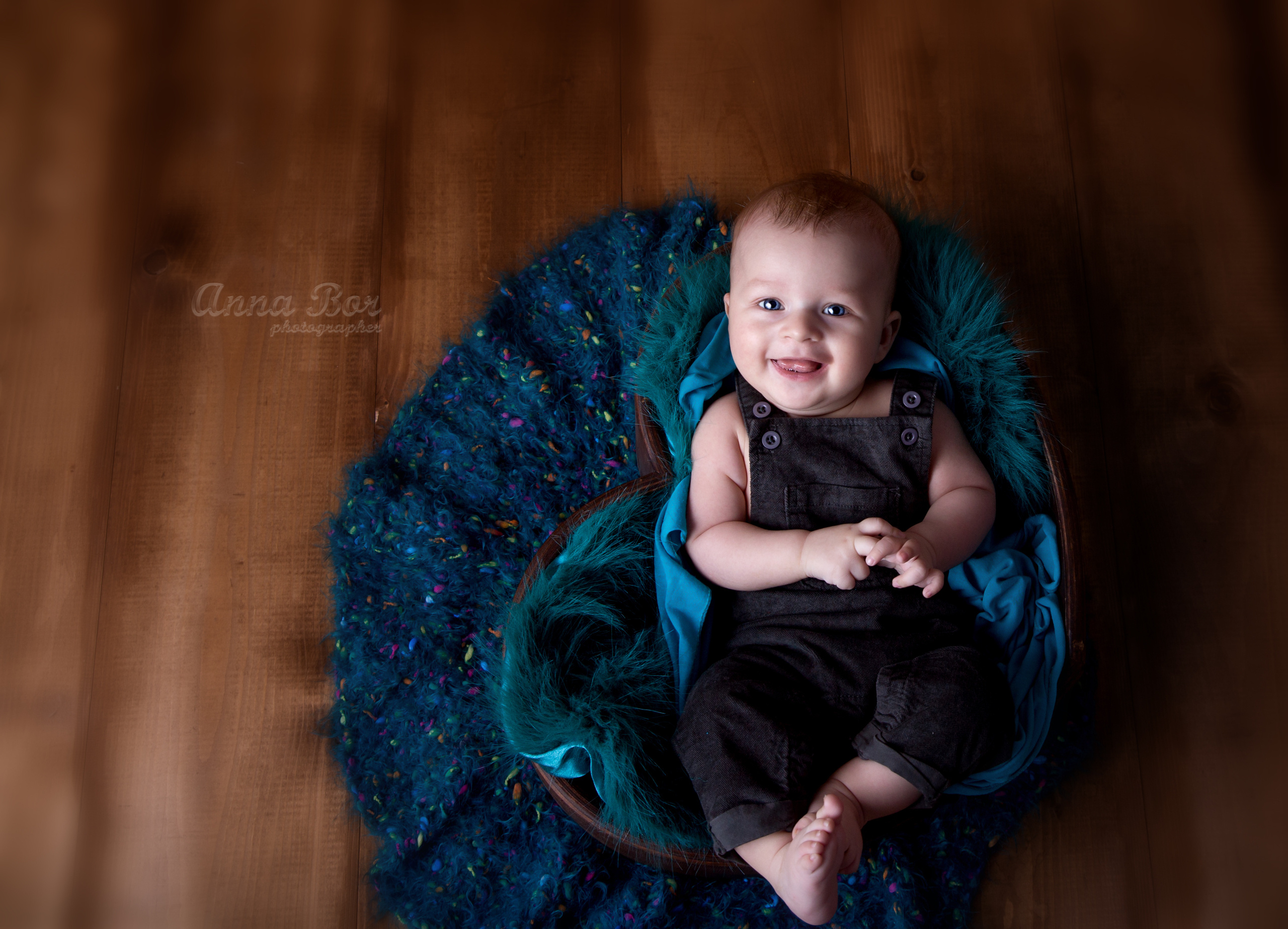 Дети до года. Фотограф новорожденных, детей до года и беременных в Симферополе