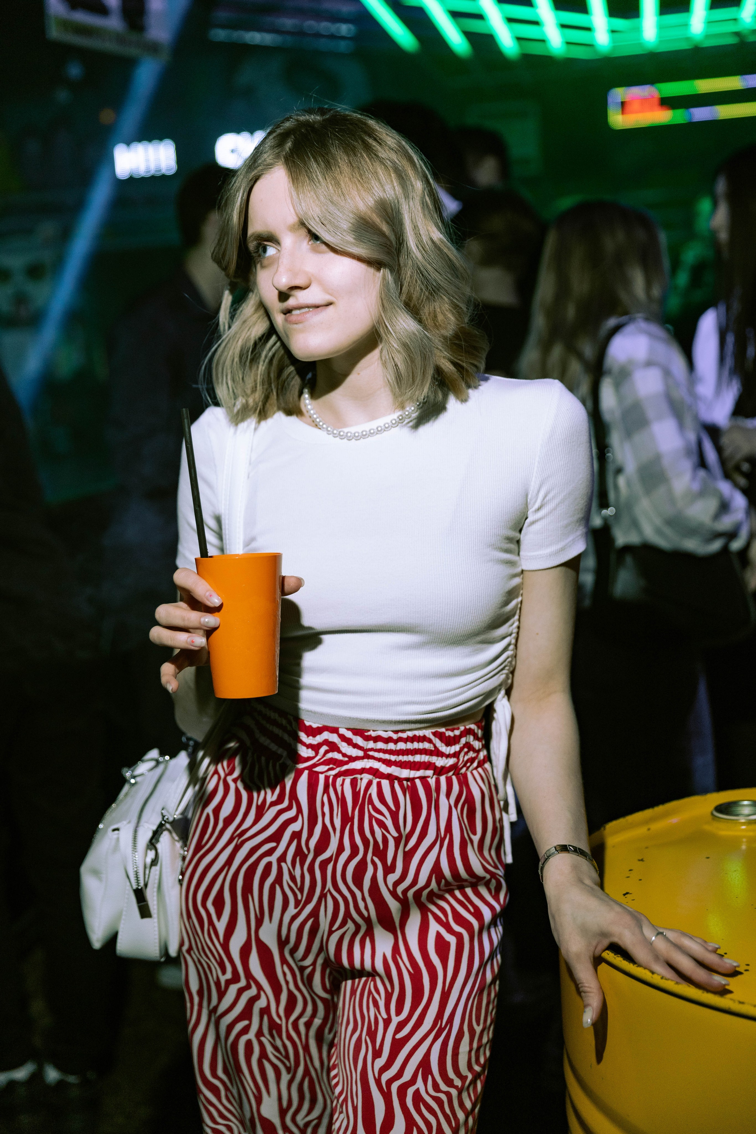 Mishka-bar 2. _Carpe diem_