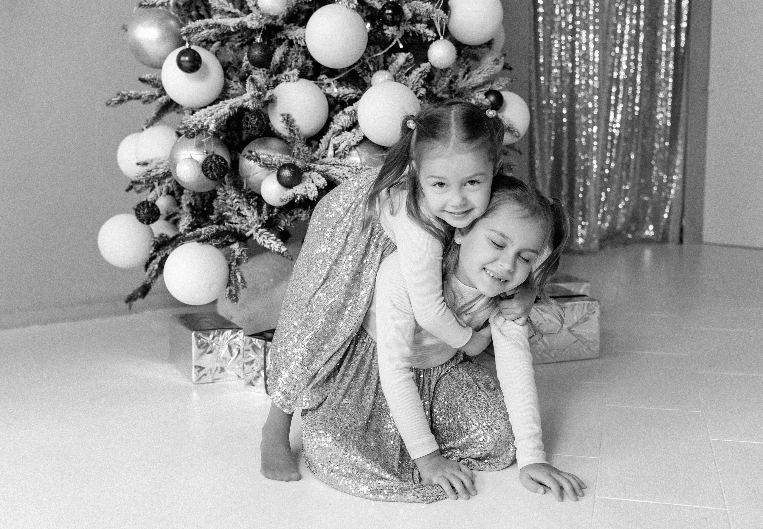 Новогоднее волшебство большой дружной семьи. Ваш семейный фотограф в Минске — Вика Трегубова