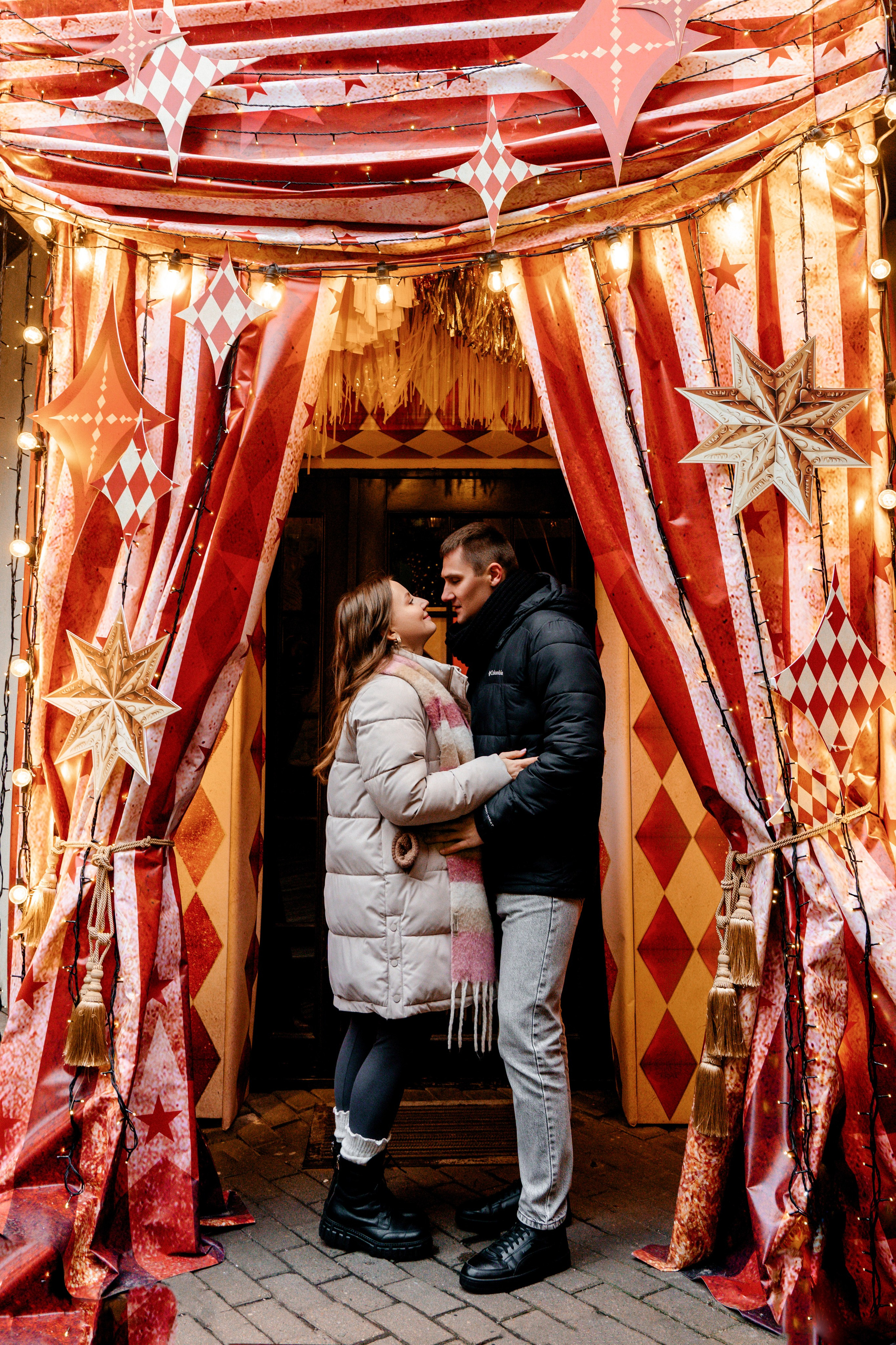 История любви в городе М. Ваш семейный фотограф в Минске — Вика Трегубова