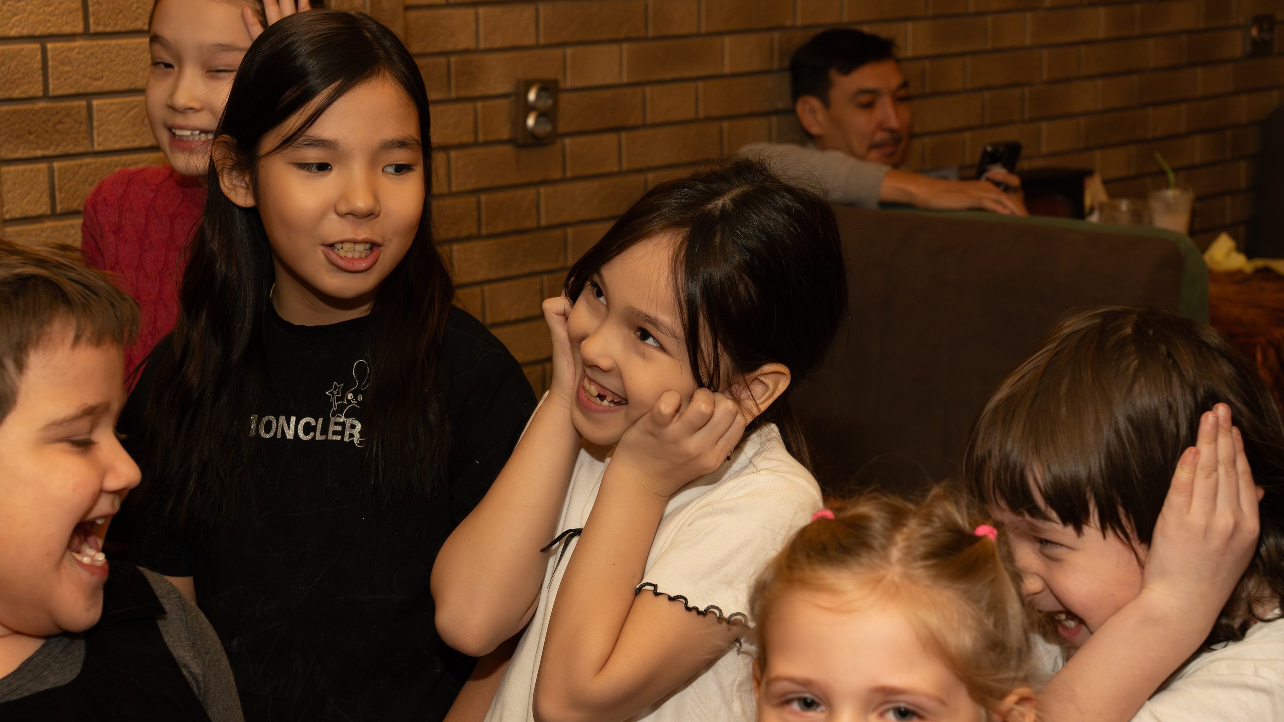 '25 Christmas at KofeBara. Stan Sidel’s Art