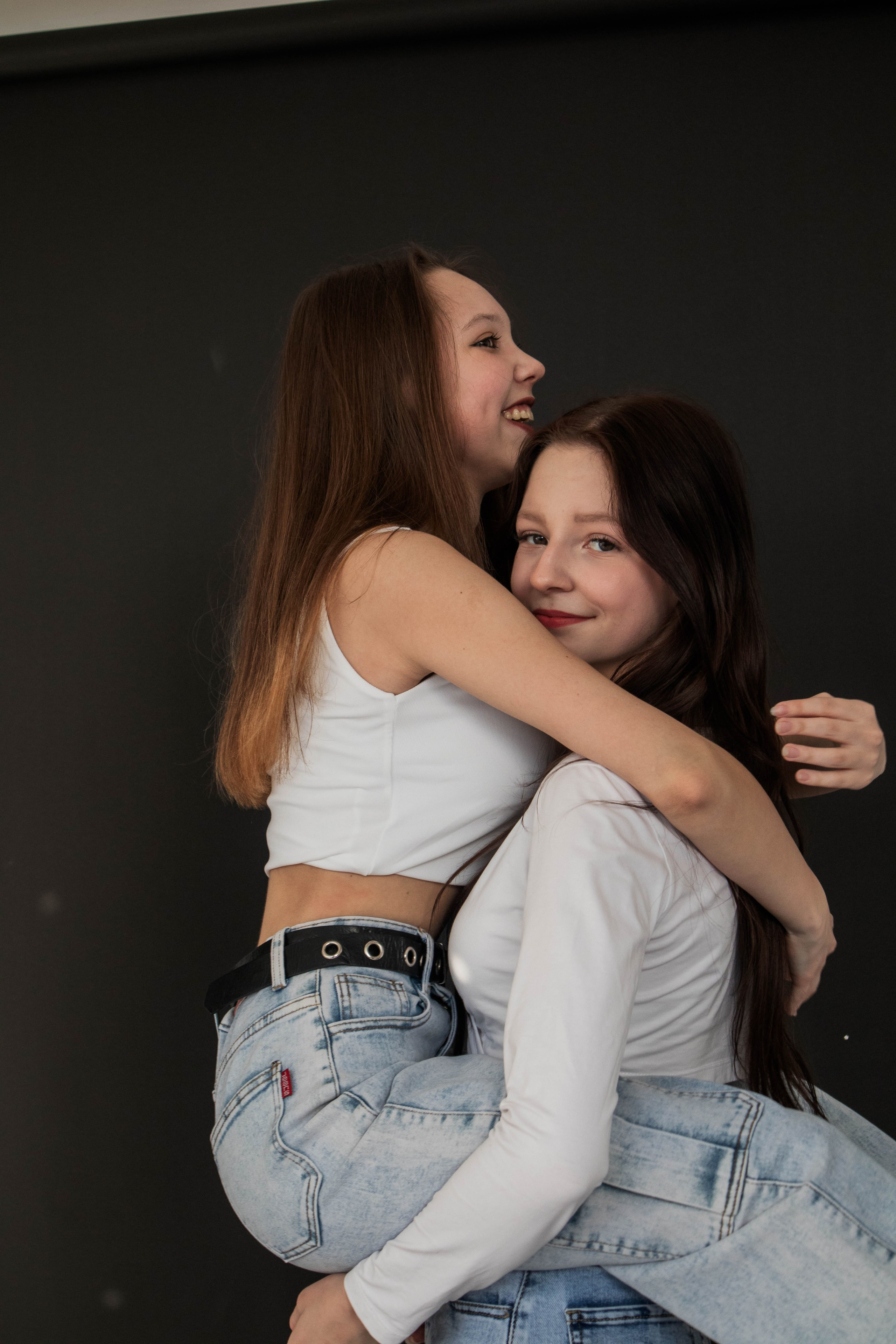 Школьный альбом 16 школа. Фотограф и видеограф в Бугульме Аня Трутнева