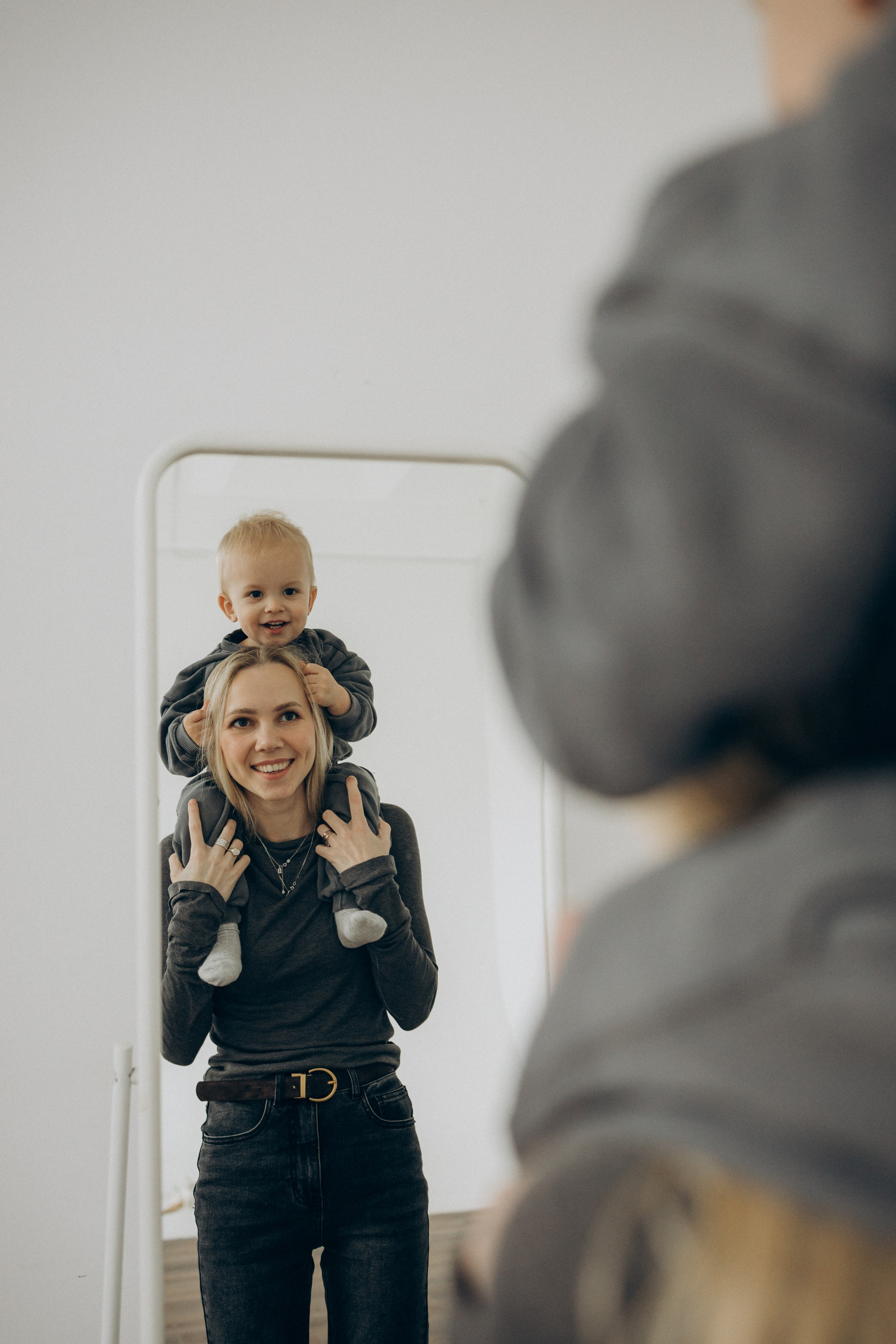 Семейная фотосессия Москва, семейный фотограф в Москве, семейная фотосессия, детский фотограф, семейная фотосессия в студии, семейная фотосессия с сыновьями