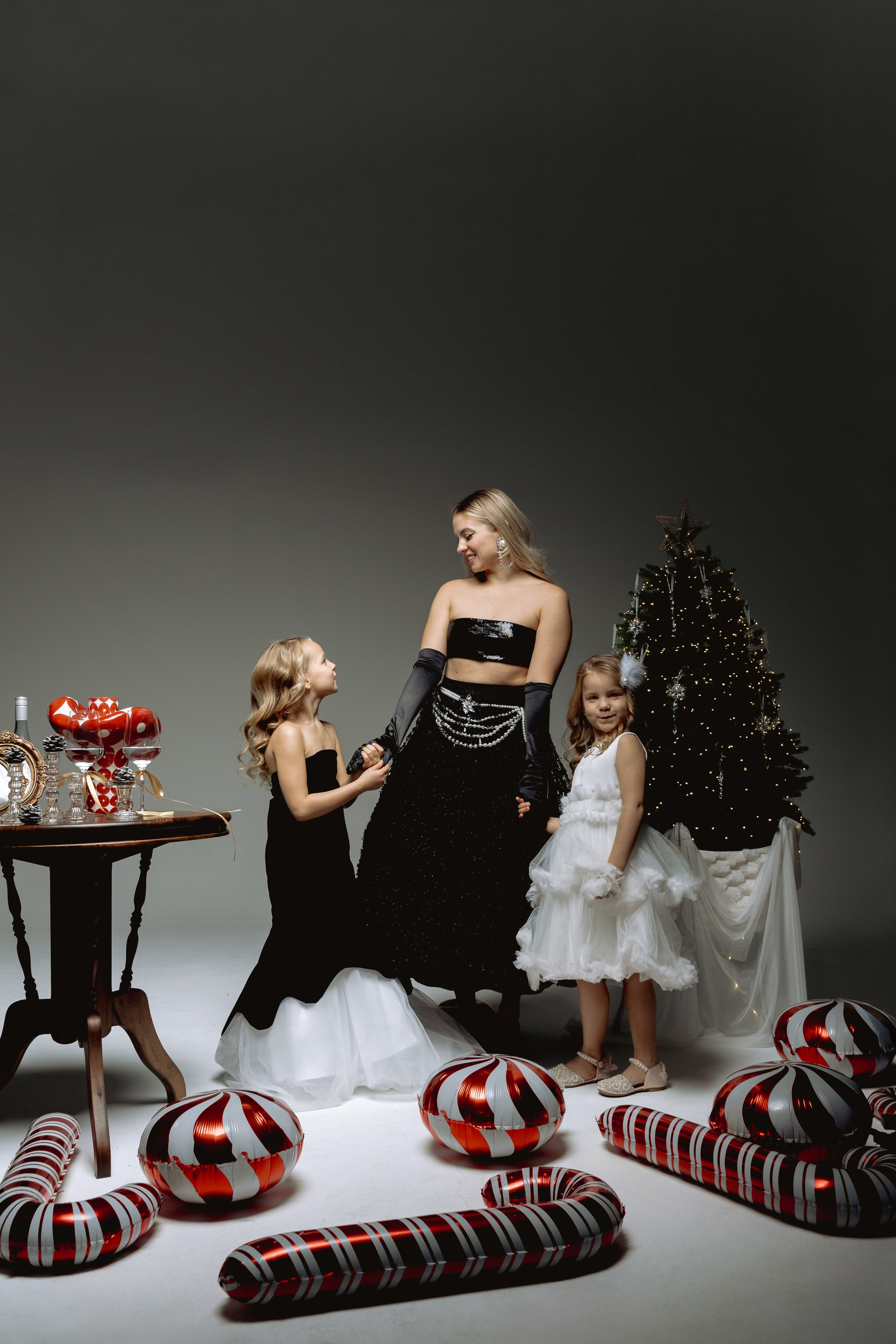 Новогодняя семейная фотосессия в студии Шанхая и Пекина | Мама и дети