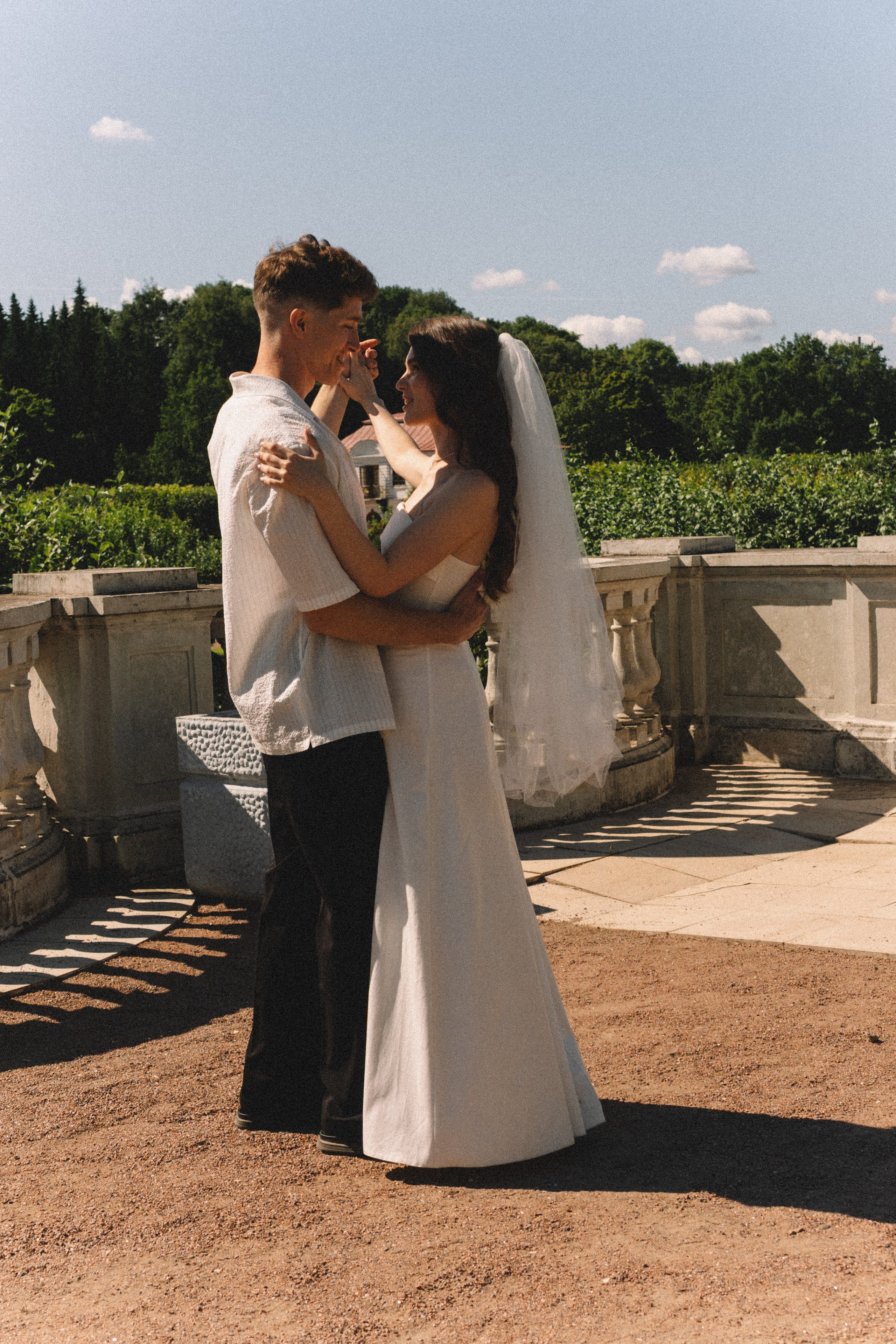 СВАДЕБНАЯ СЬЕМКА В ПЕТЕРГОФЕ И СЬЕМКА РЕПОРТАЖА В ЗАГСЕ ПЕТЕРГОФА. Профессиональный фотограф, Санкт-Петербург — Виктория Богомолова