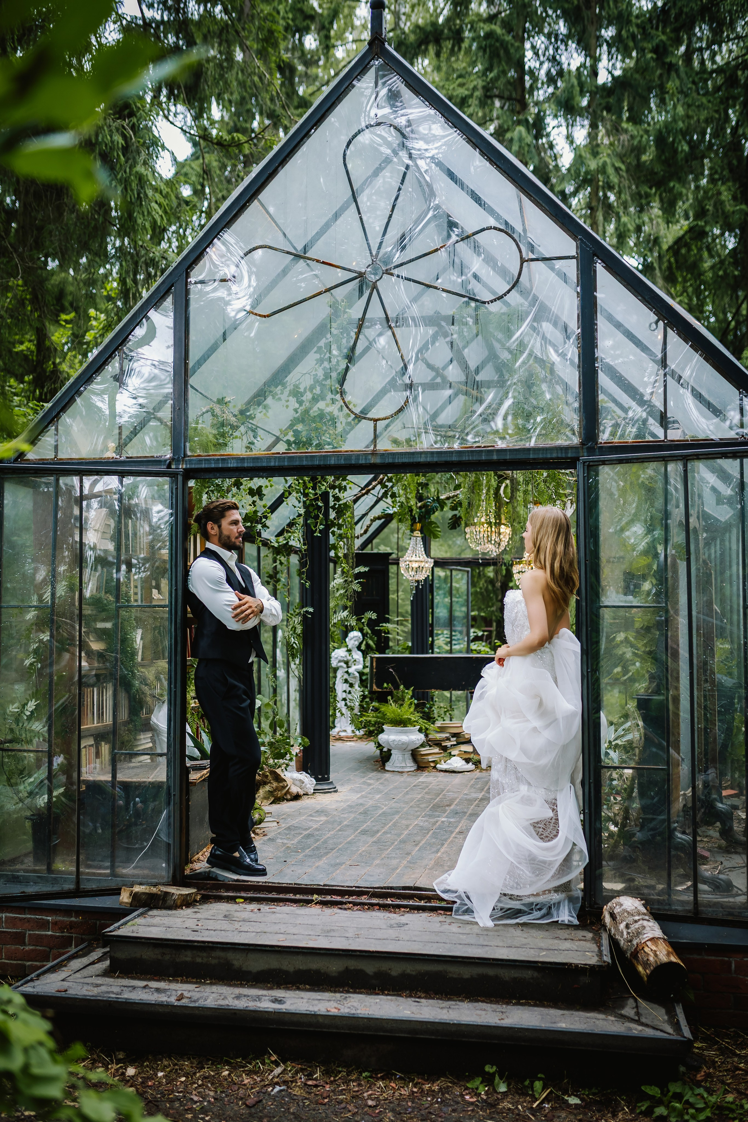 Свадьба в оранжерее ProjectX. Фотограф и видеограф Москва. Свадебный фотограф, видеограф. Выпускные альбомы. Оживающие альбомы