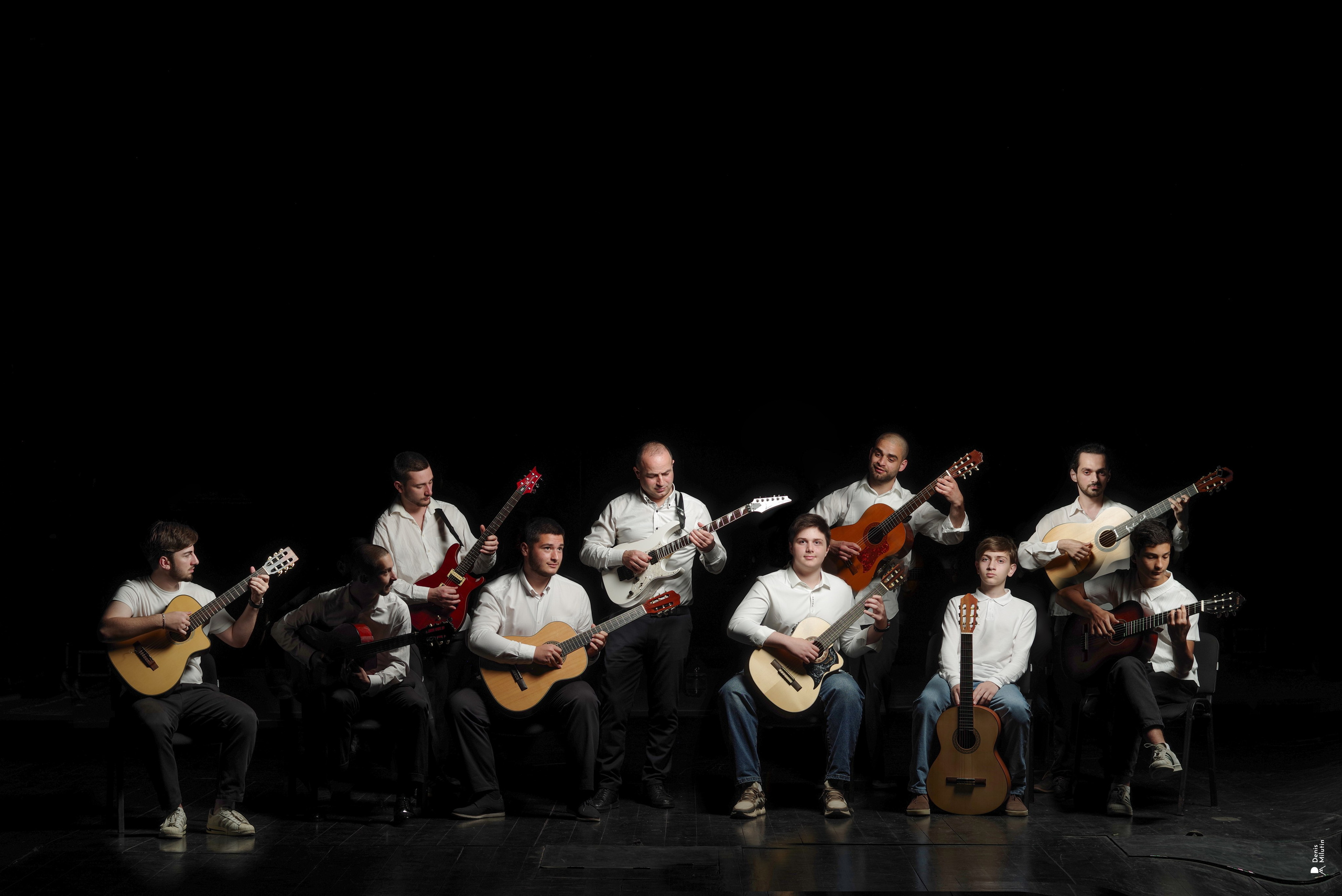 Афиша для театра Концерт гитаристов. Портретный фотограф Денис Милютин