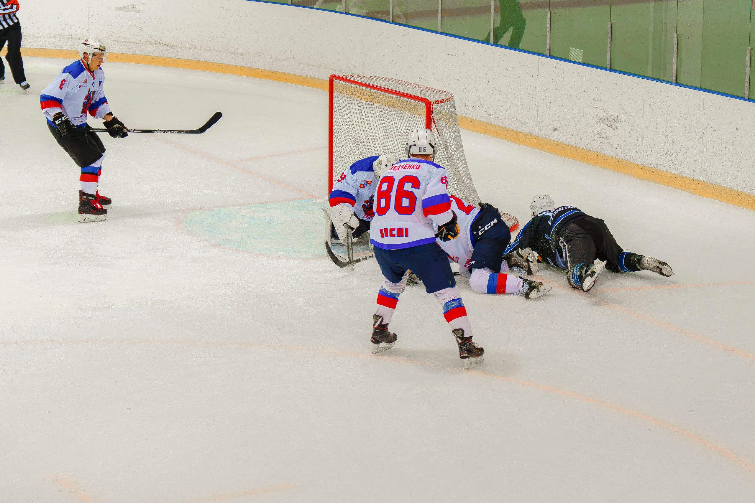 Фотосъемка хоккейных матчей в Сочи. Фотограф видеограф Геннадий Янбаев в Сочи, Краснодаре