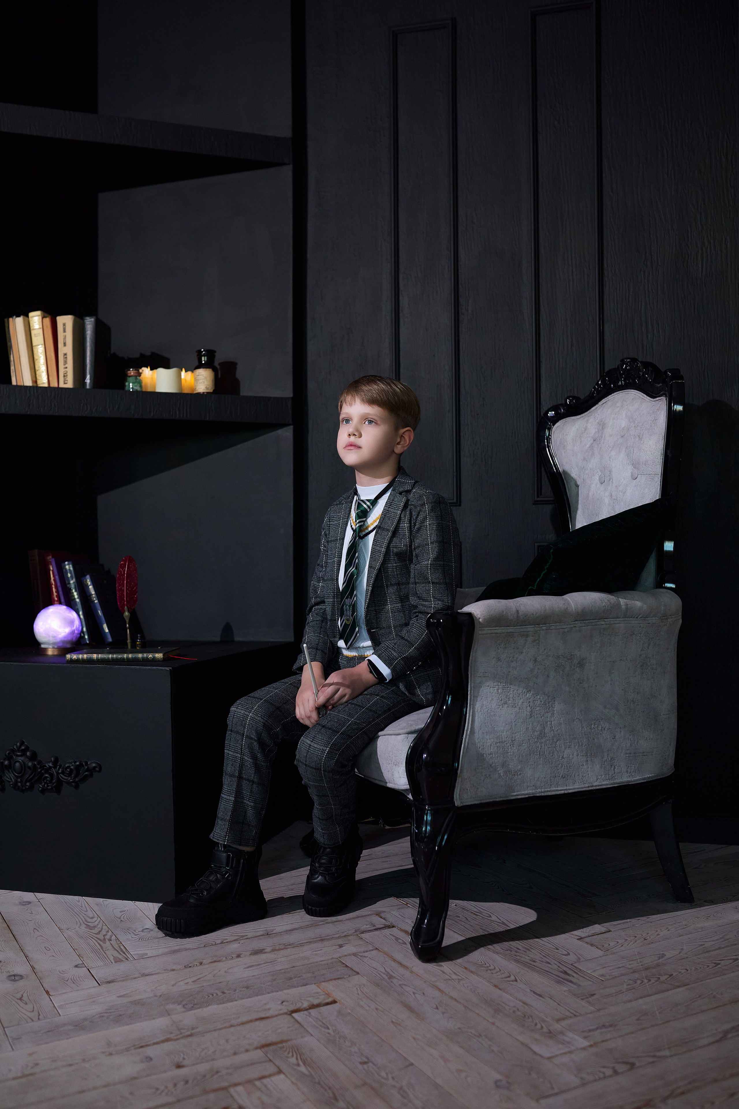 Концептуальная фотосъёмка в стиле факультета Слизерин (Хогвартс)