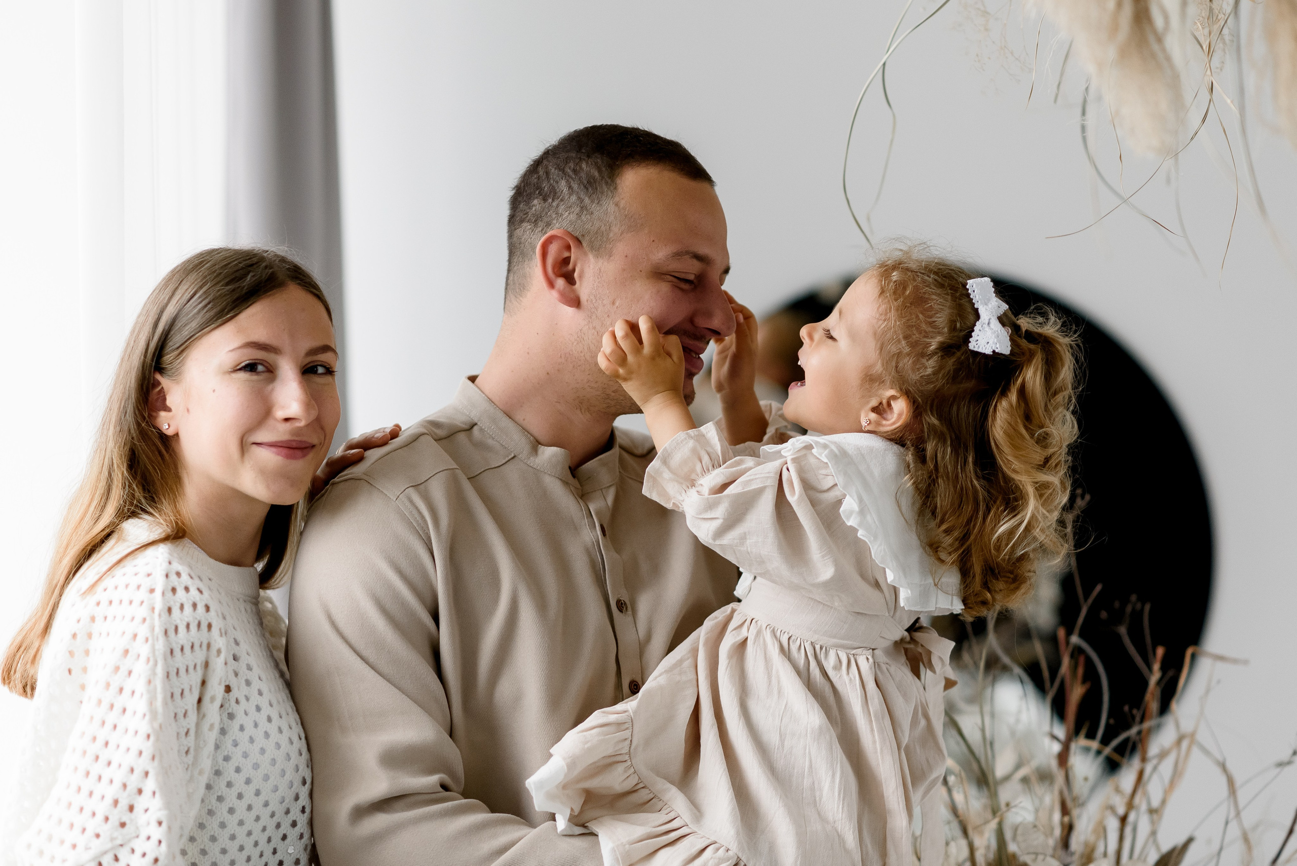 Очаровательная Ева с родителями. Свадебный и семейный фотограф в Ставрополе Роман Иванов