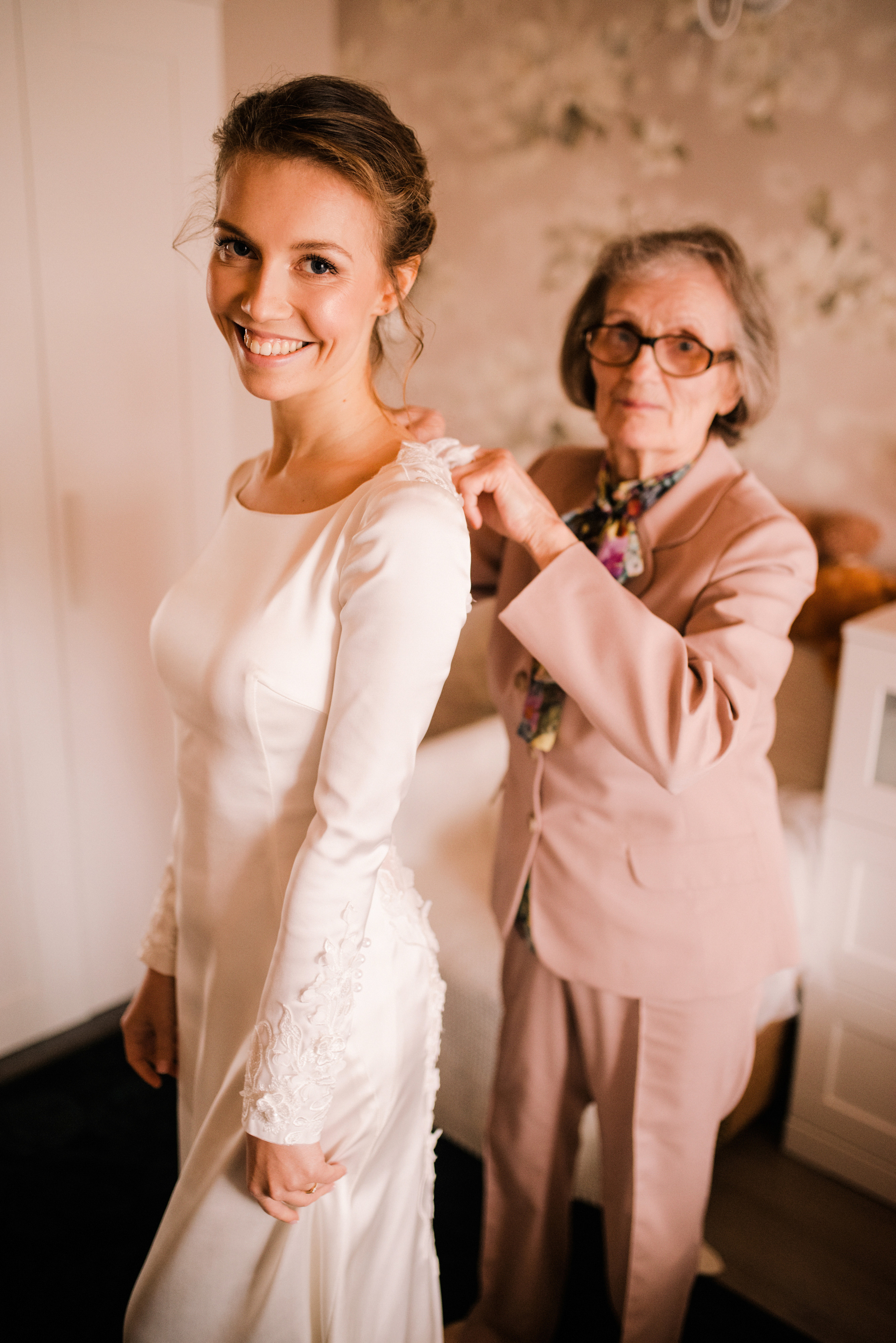 По полям взявшись за руки. Свадебный фотограф в Калуге Алексей Климов