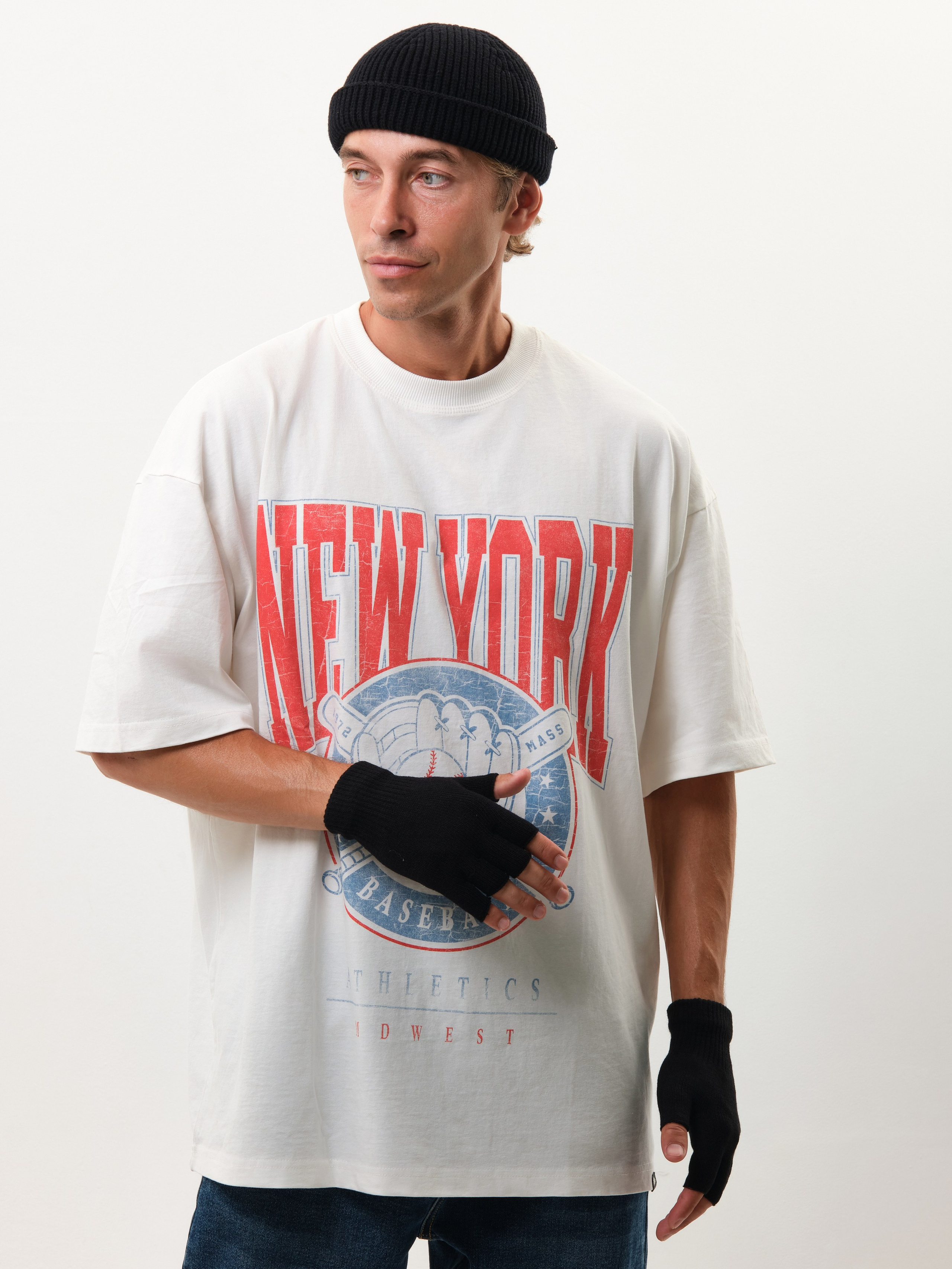 Каталог предметной и fashion-съёмки на белом фоне — Артур Карташев. Фотограф Карташев Артур