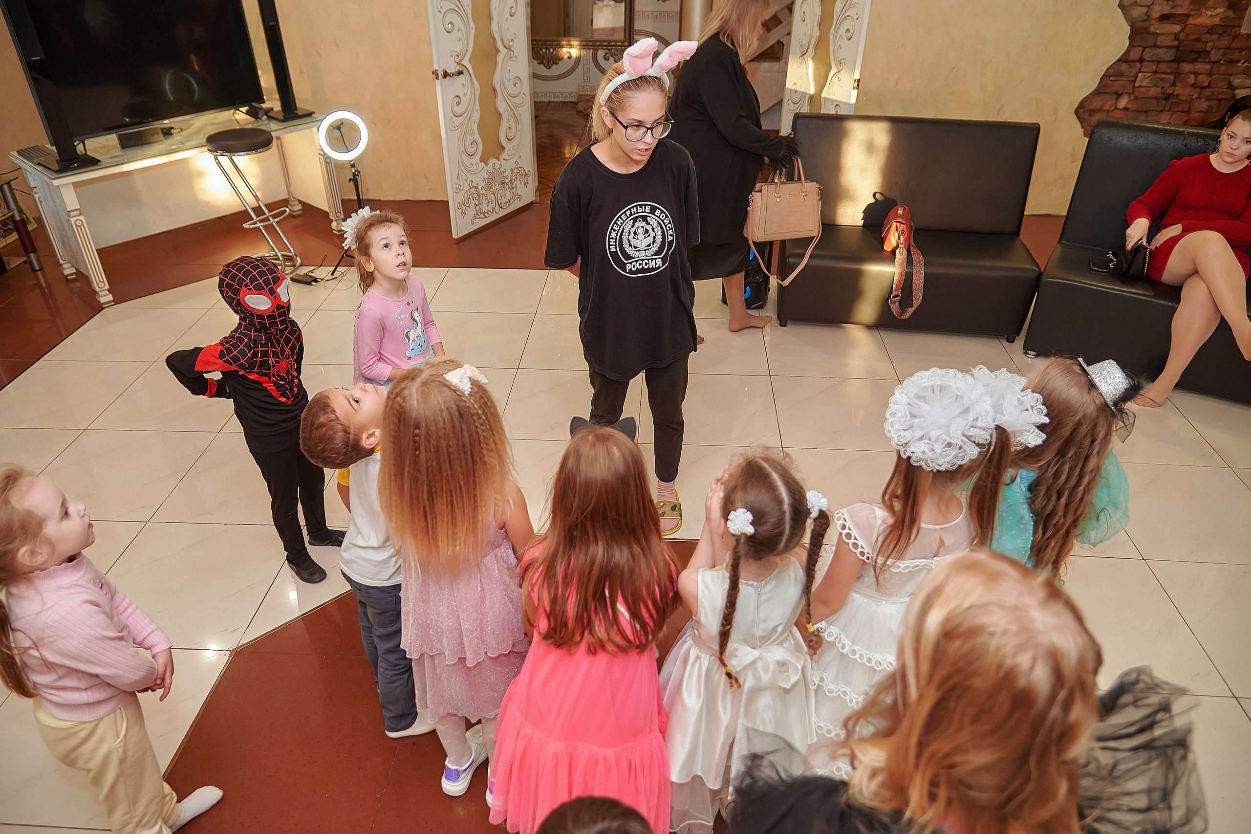 Портфолио репортажной фотосъёмки: Звёздный Дом Деда Мороза. Фотограф Яковлев Роман — Красноярск