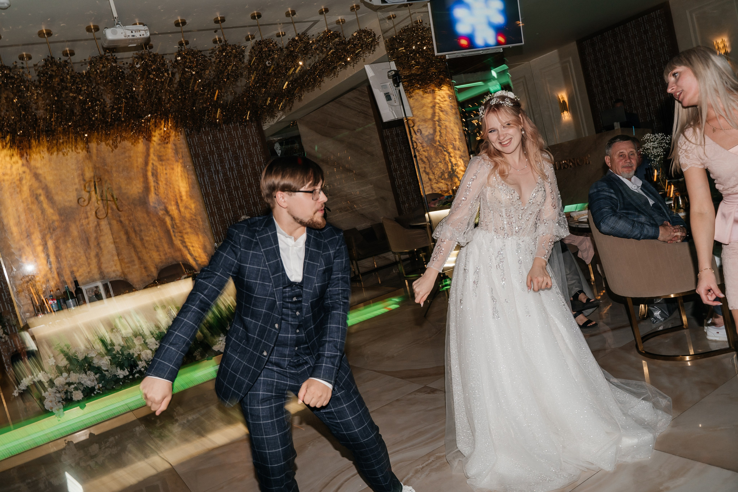 Съёмка банкета. Свадебный фотограф в городе Омск EAV Анастасия