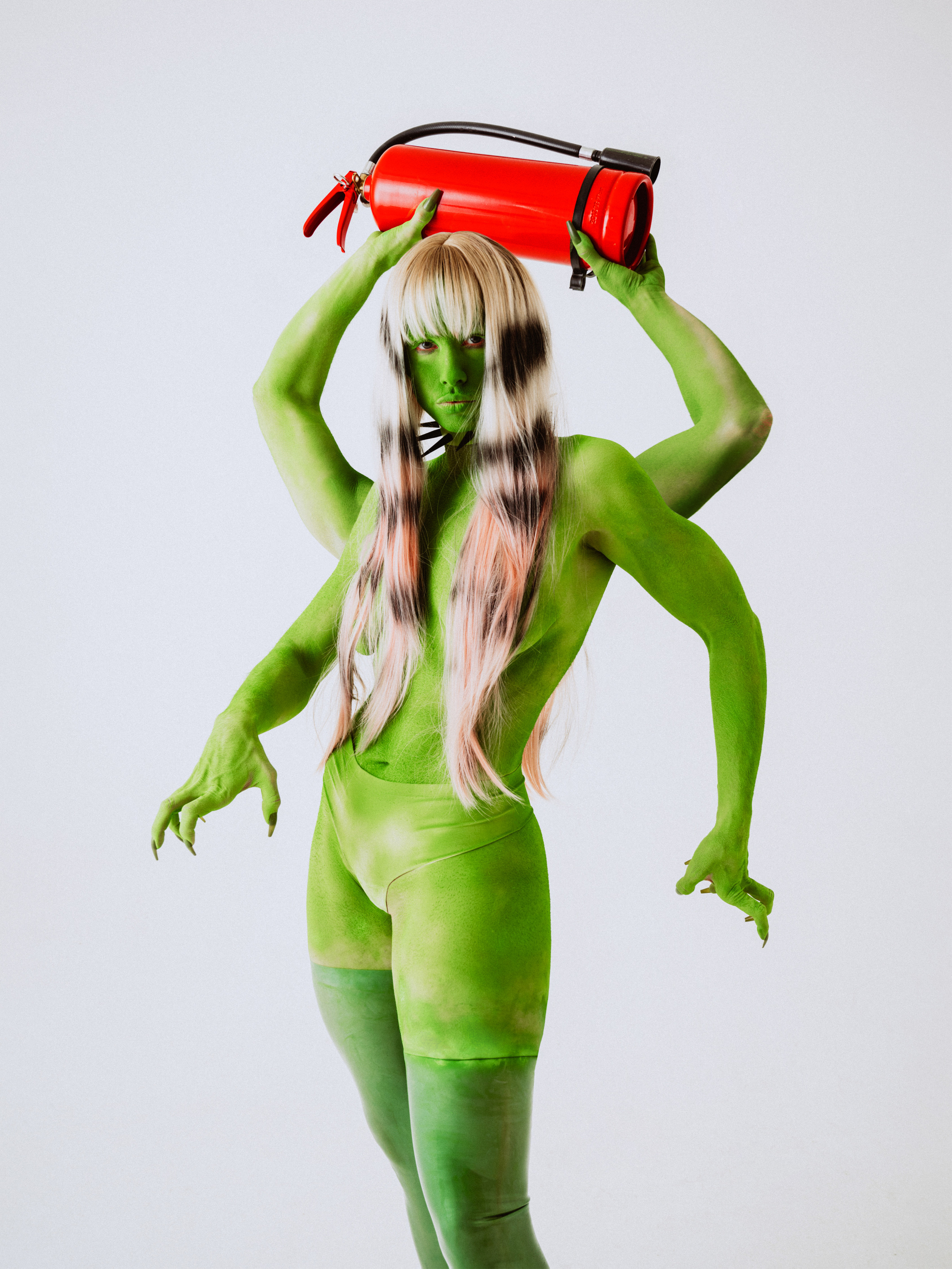 Sex.Trash.Sport. Fashion-фотограф (фэшн-фотограф) в Москве Руслан Исинев (Ruslan Isinev)