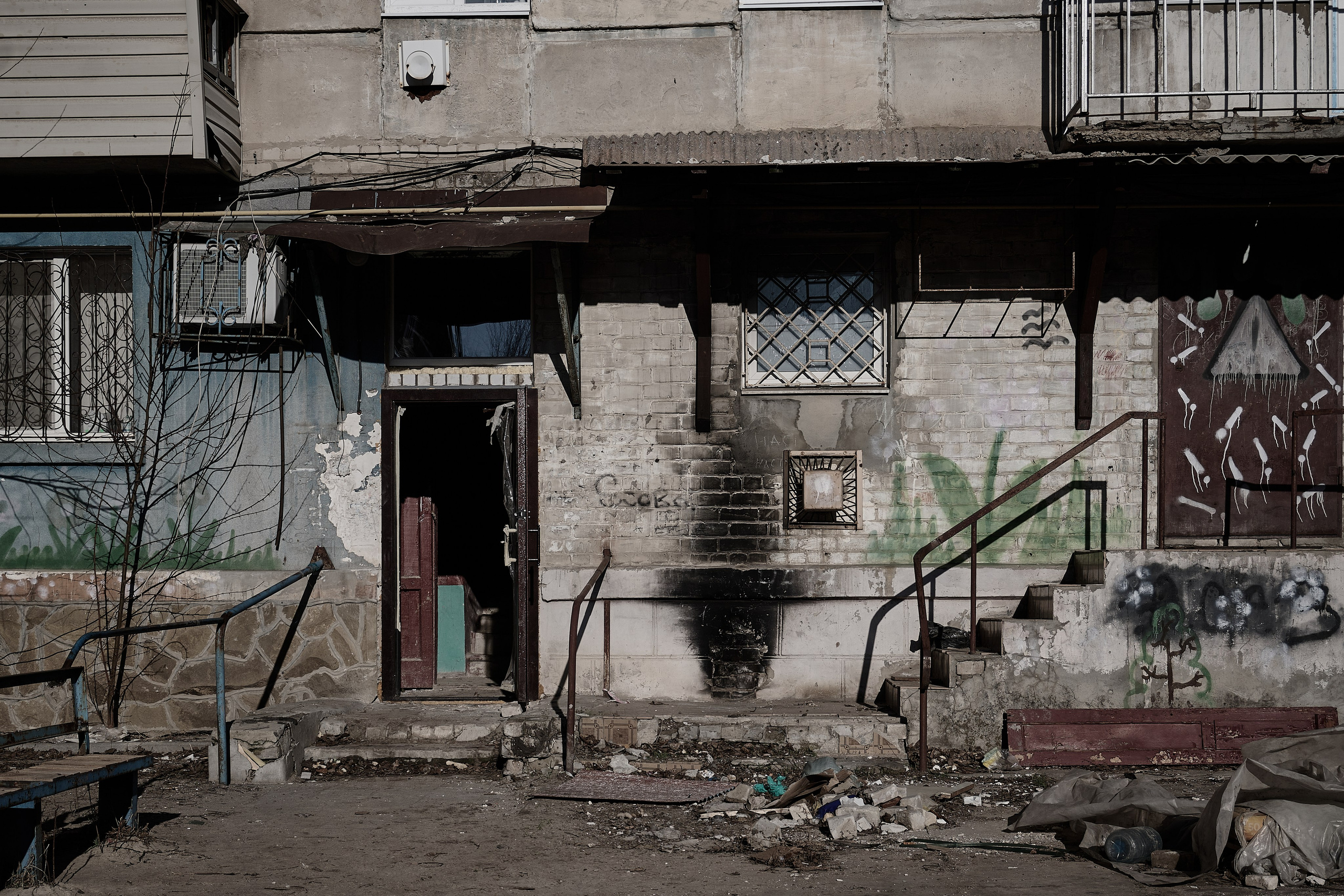 Будни съёмок фотопроекта Территории. Фотограф Роман Адлер