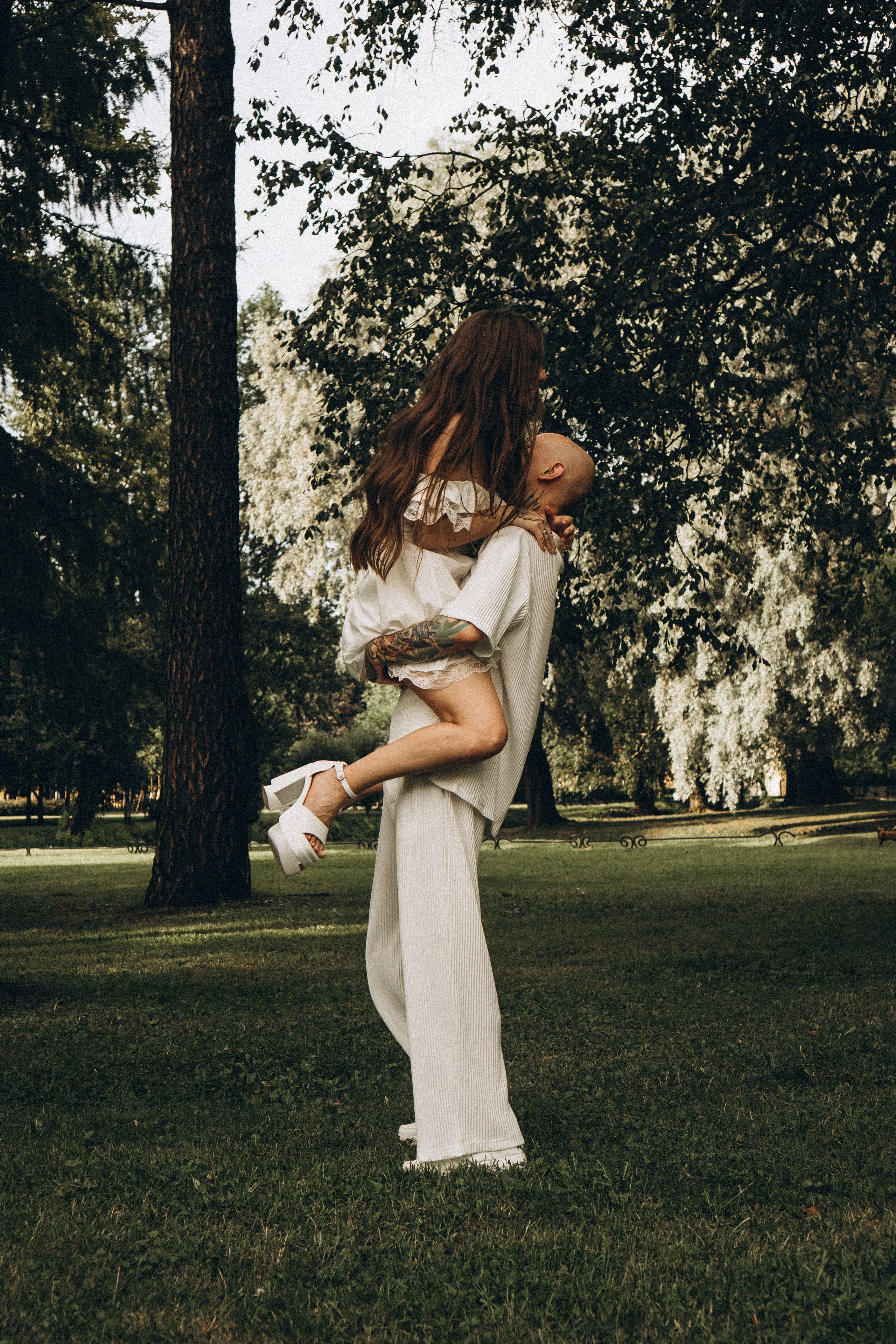 СВАДЕБНАЯ ПРОГУЛКА ПО ТАВРИЧЕСКОМУ САДУ И НЕВСКОЙ РАТУШЕ. Профессиональный фотограф, Санкт-Петербург — Виктория Богомолова