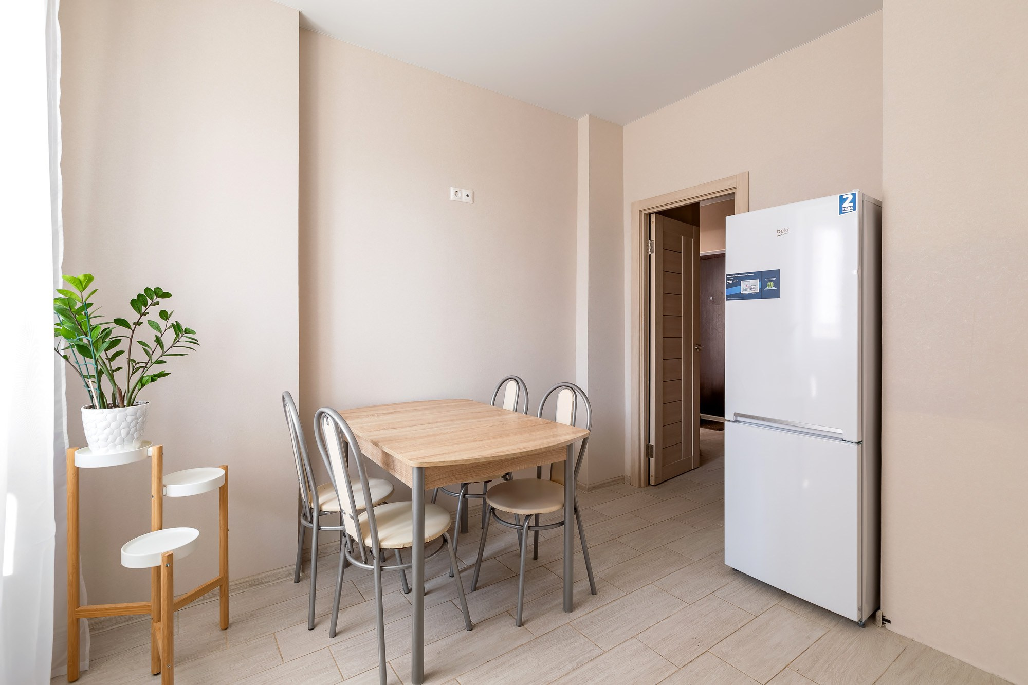 Домодедово. Квартира в теплых тонах на продажу. Интерьерный фотограф в Крыму