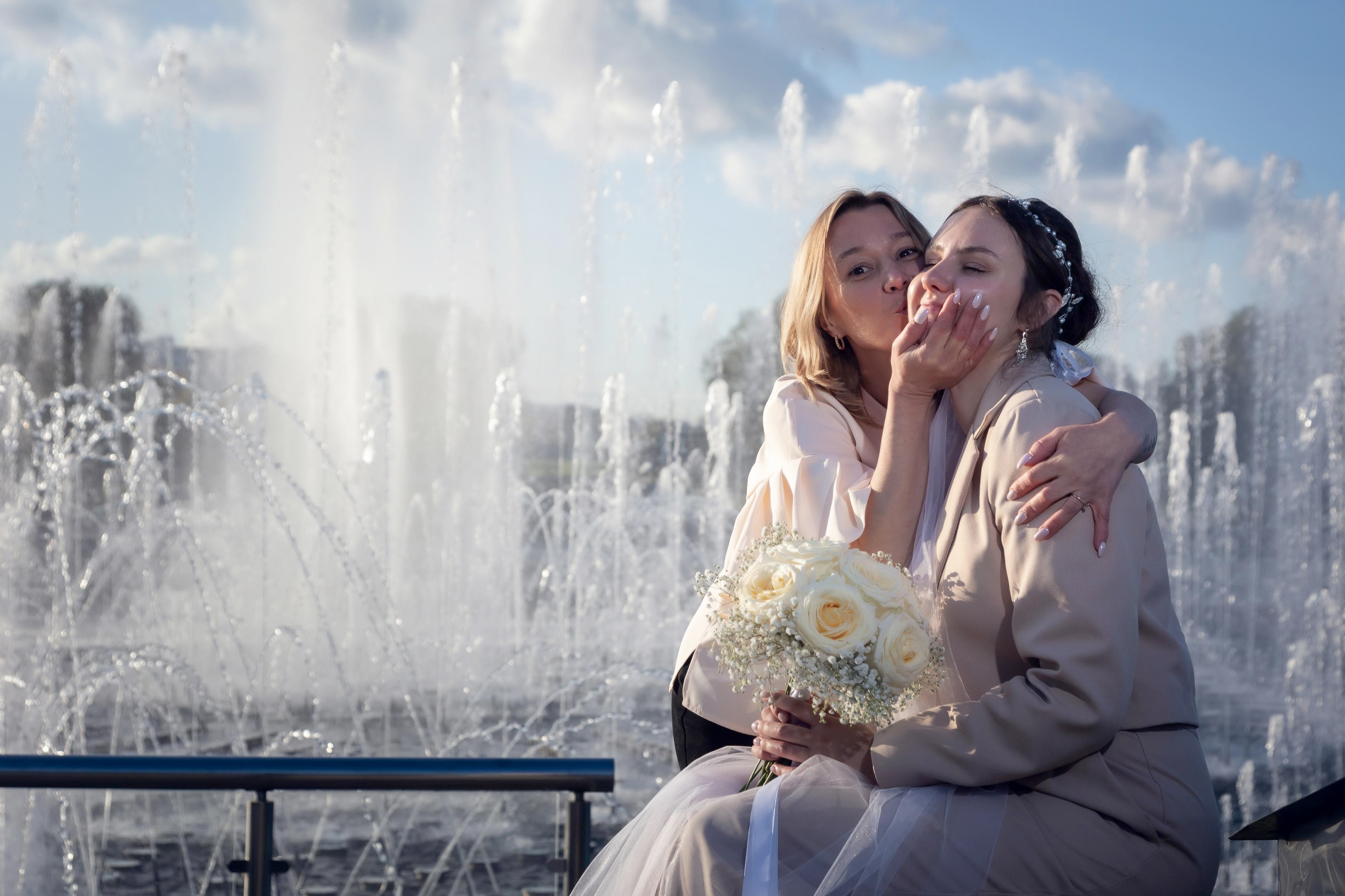 Виктор и Любовь. Свадебный и репортажный фотограф в Москве и Московской области